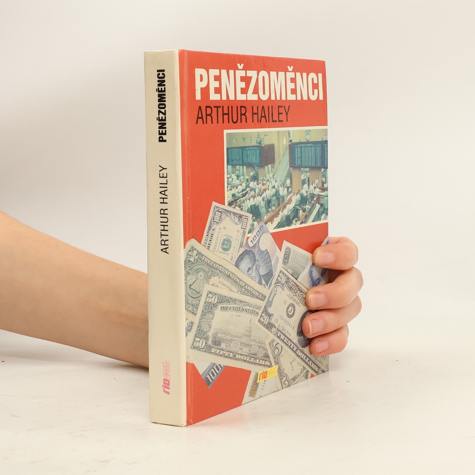 Arthur Hailey Penězoměnci