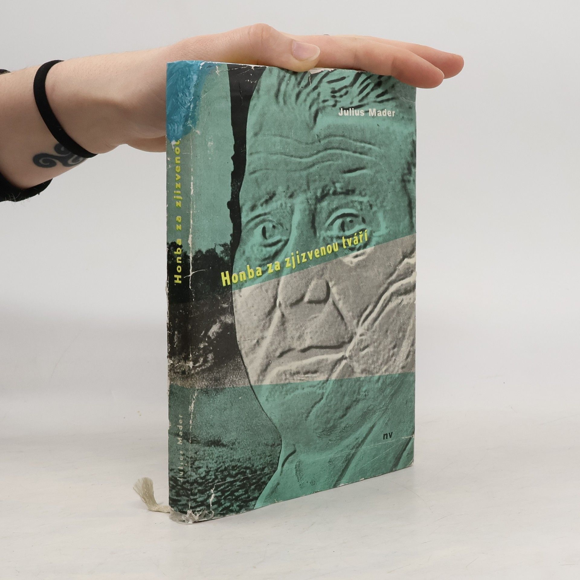 Julius Mader Honba za zjizvenou tváří