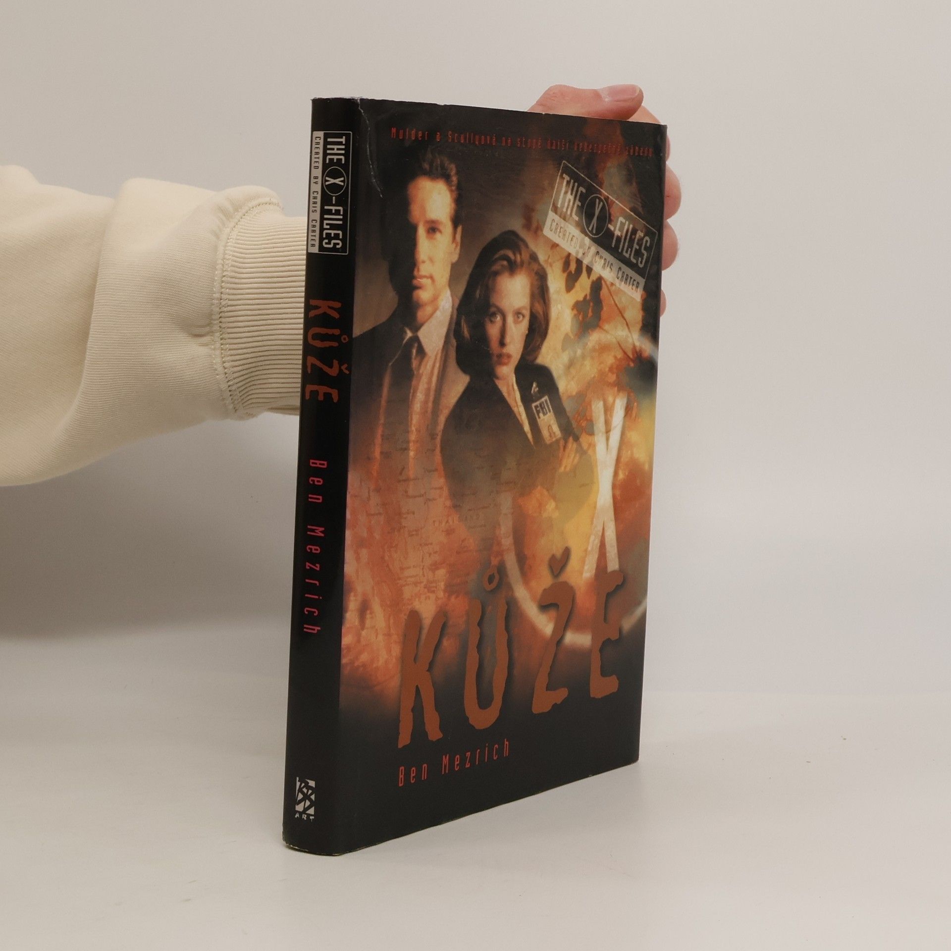 Ben Mezrich Akta X. Kůže