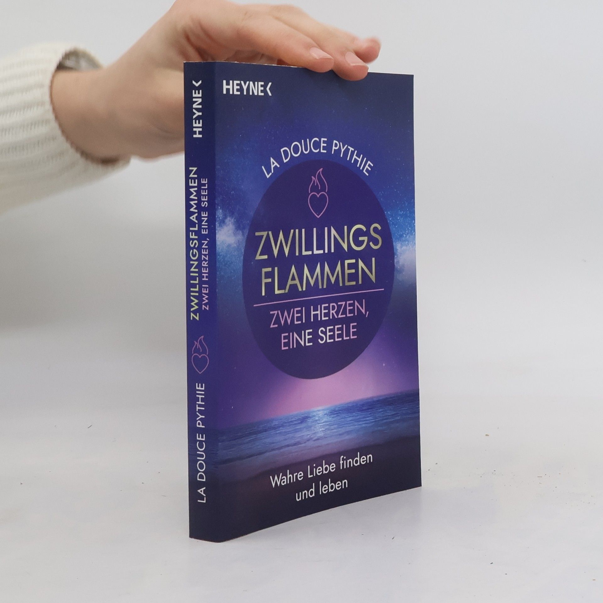 La Douce Pythie Zwillingsflammen - zwei Herzen, eine Seele