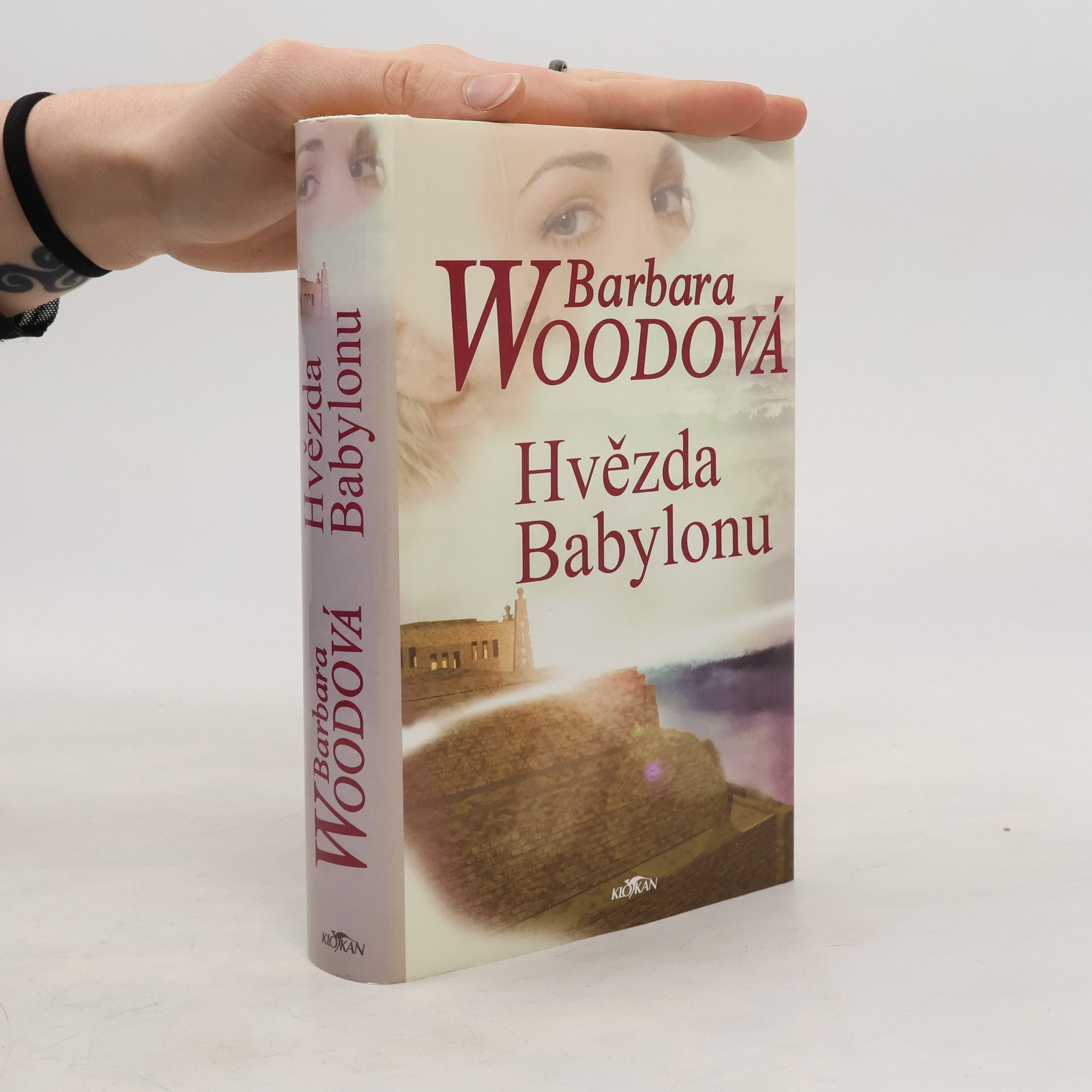 Barbara Wood Hvězda Babylonu