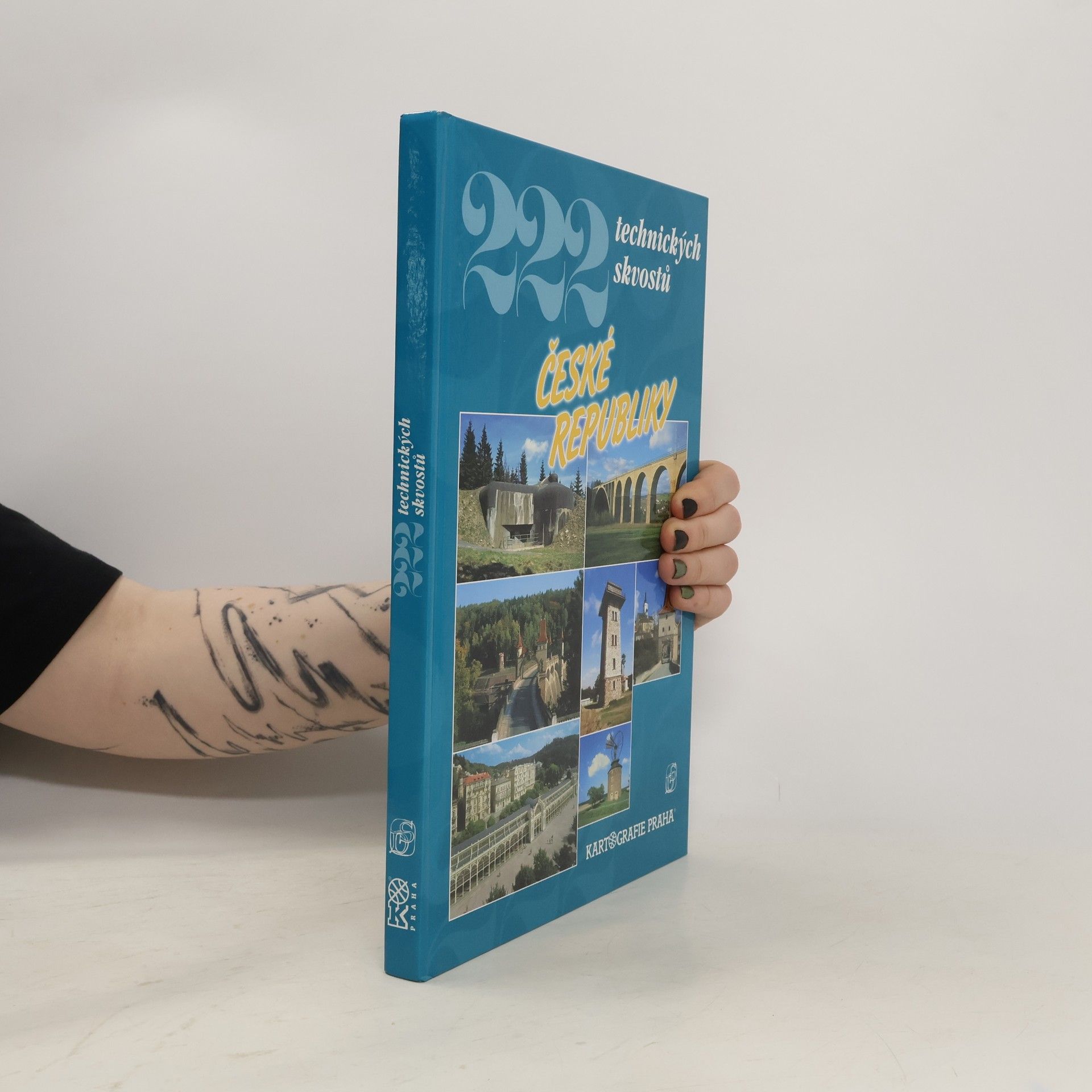 Petr David 222 technických skvostů České republiky