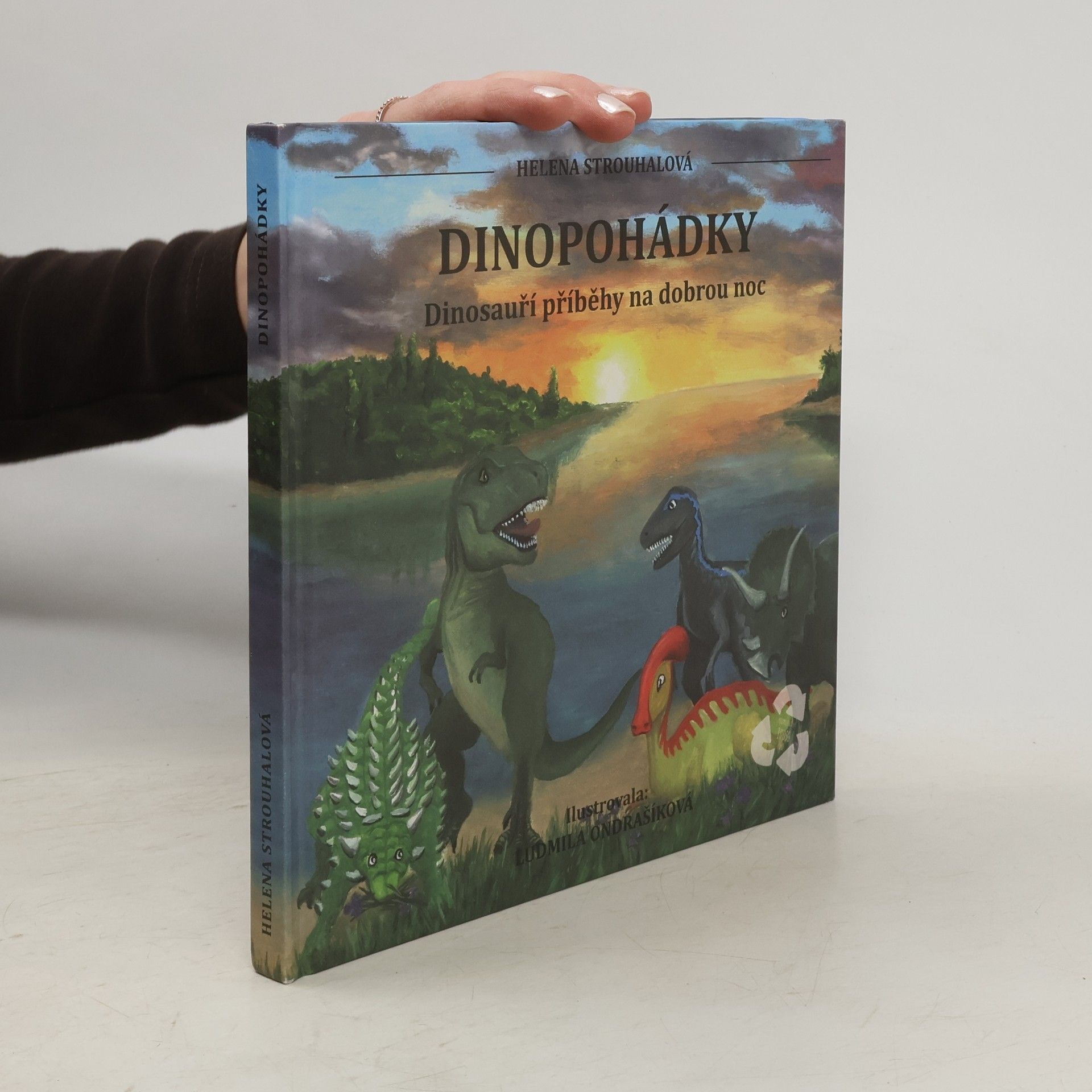 Helena Strouhalová Dinopohádky : dinosauří příběhy na dobrou noc