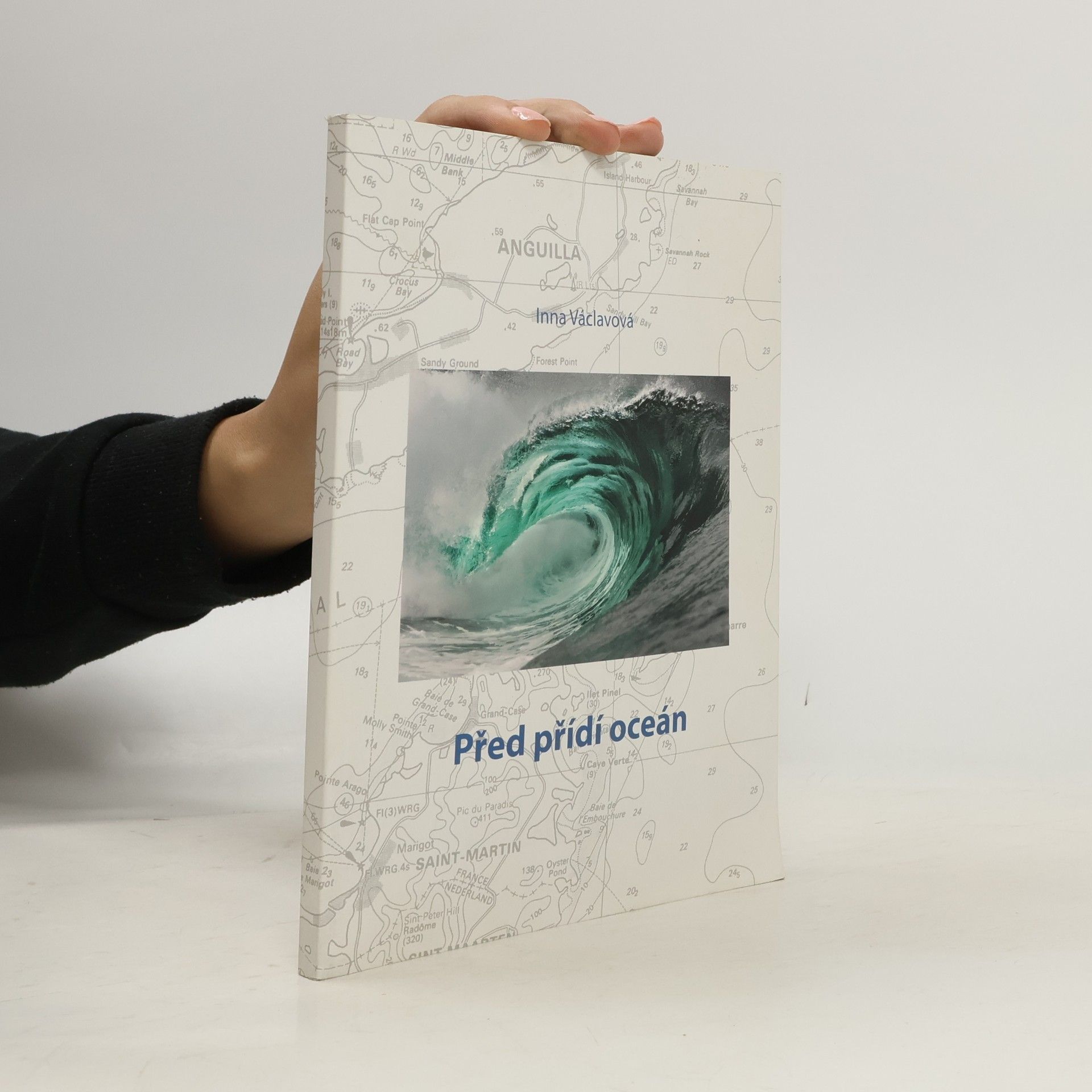 Inna Václavová Před přidí oceán