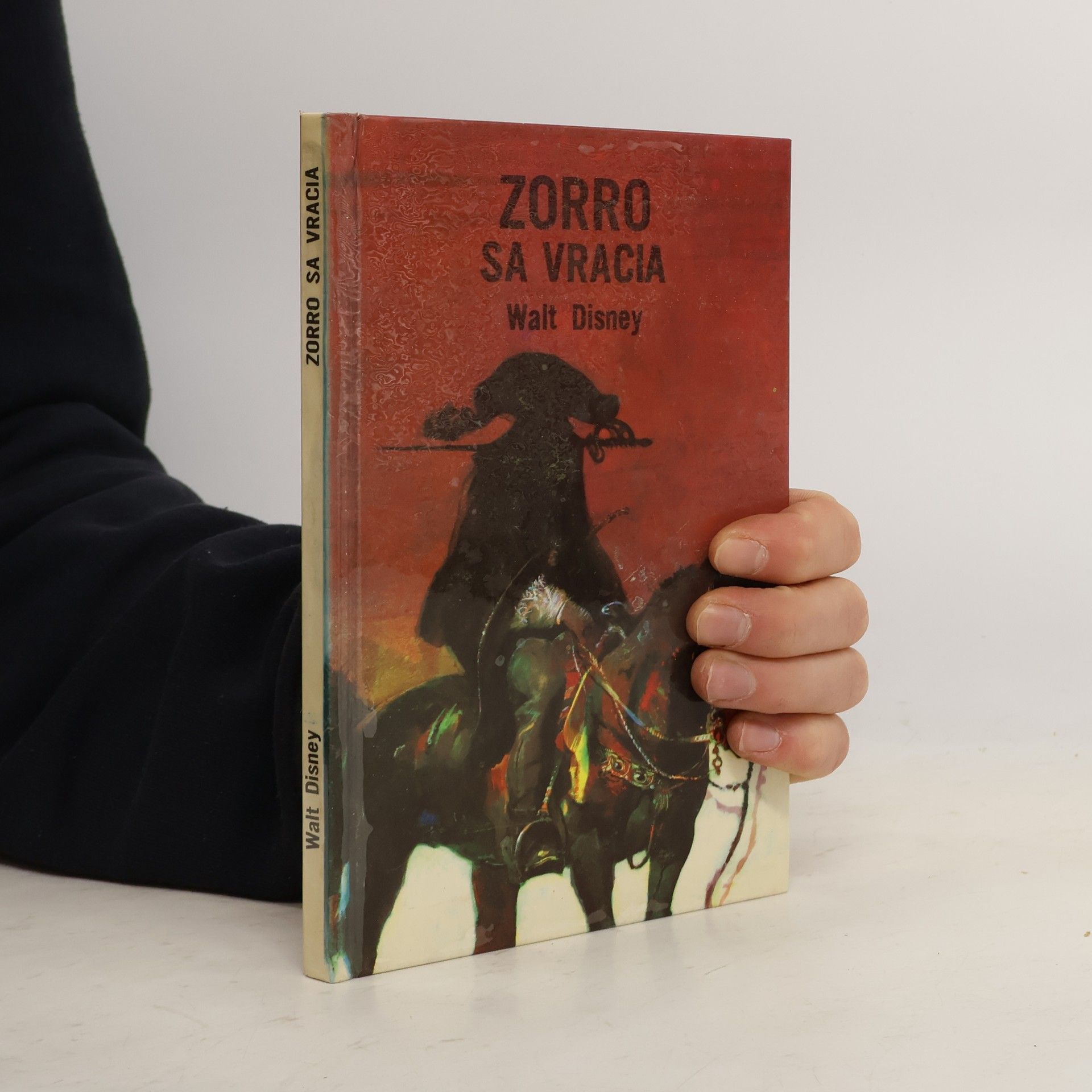 Walt Disney Zorro sa vracia