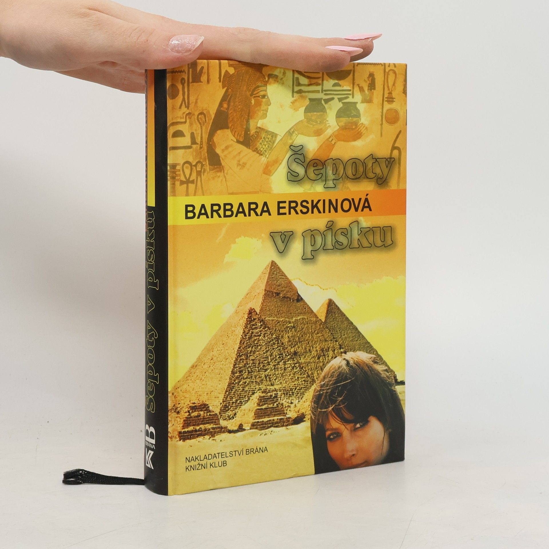 Barbara Erskinová Šepoty v písku