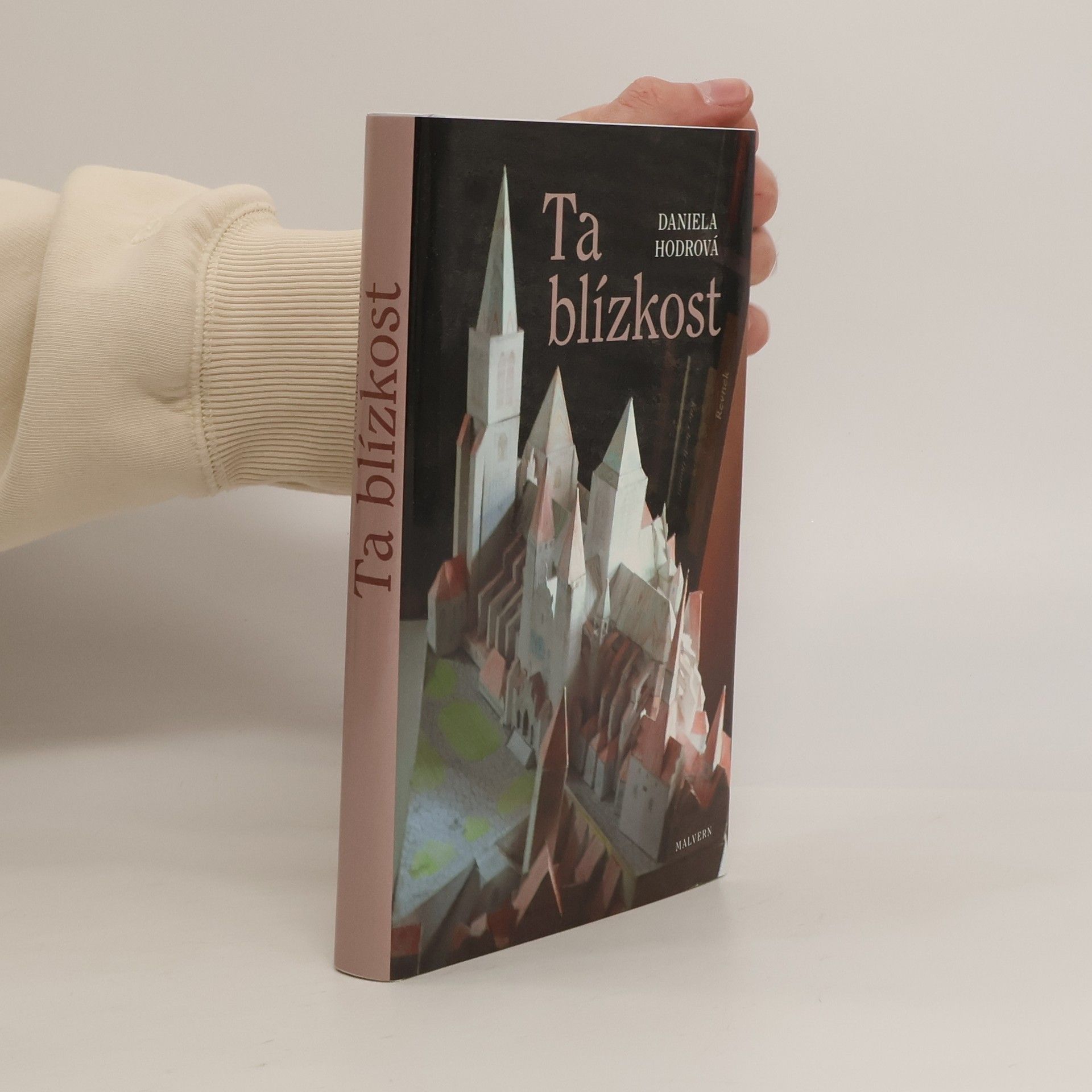 Ta blízkost