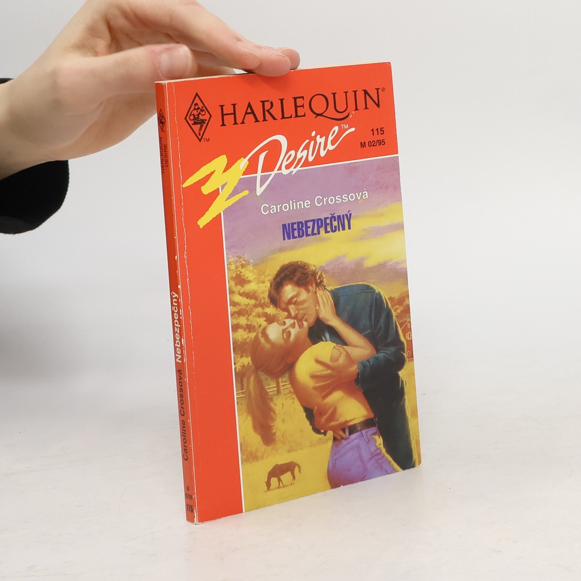 Caroline Cross Nebezpečný