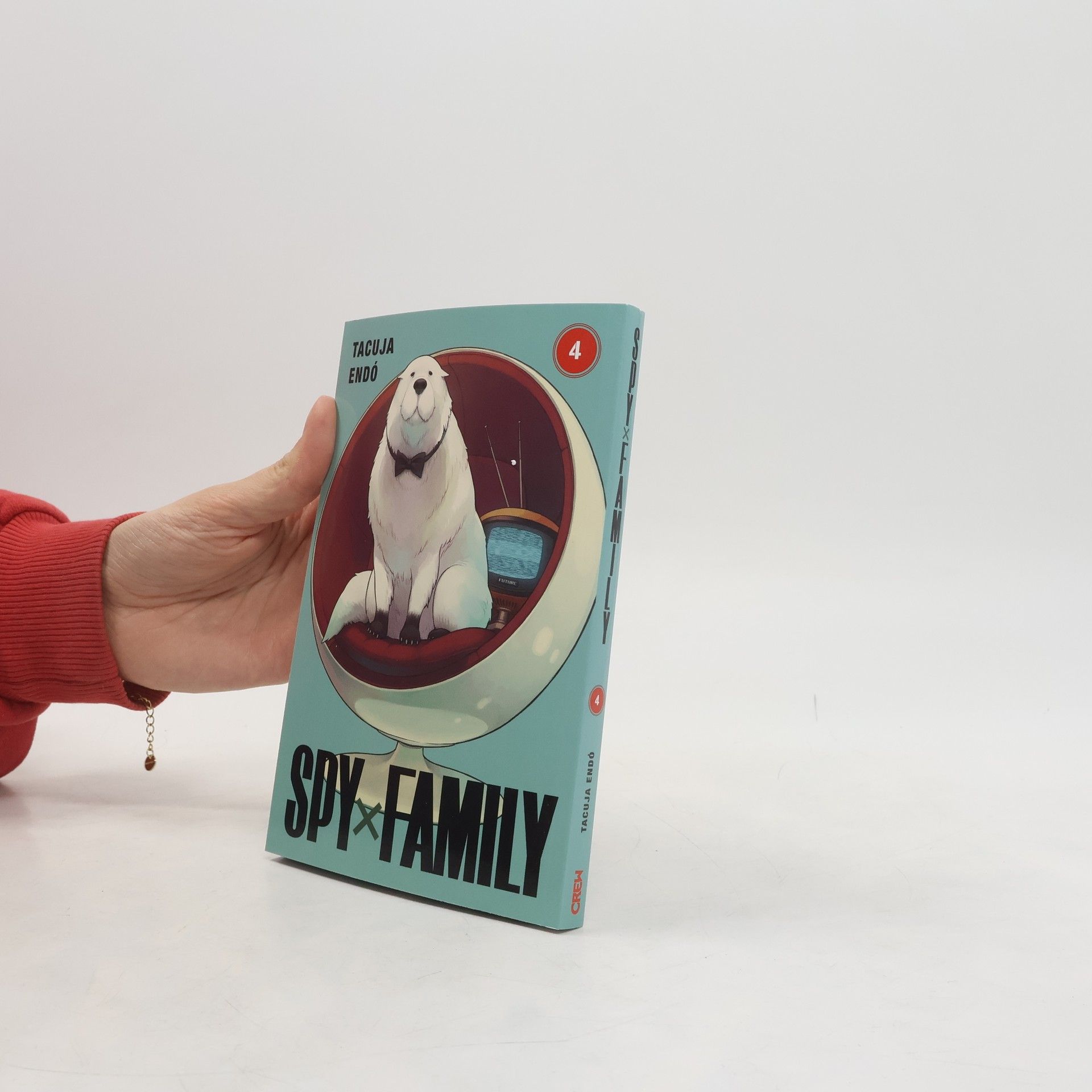 Tacuja Endó Spy x Family 4