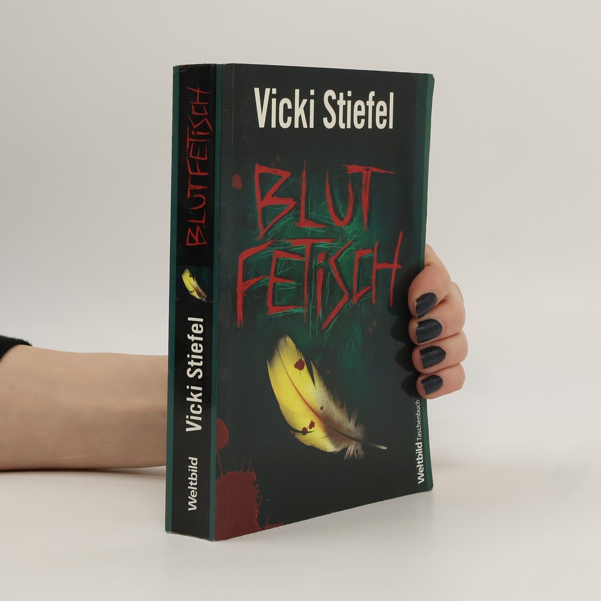 Vicki Stiefel Blutfetisch