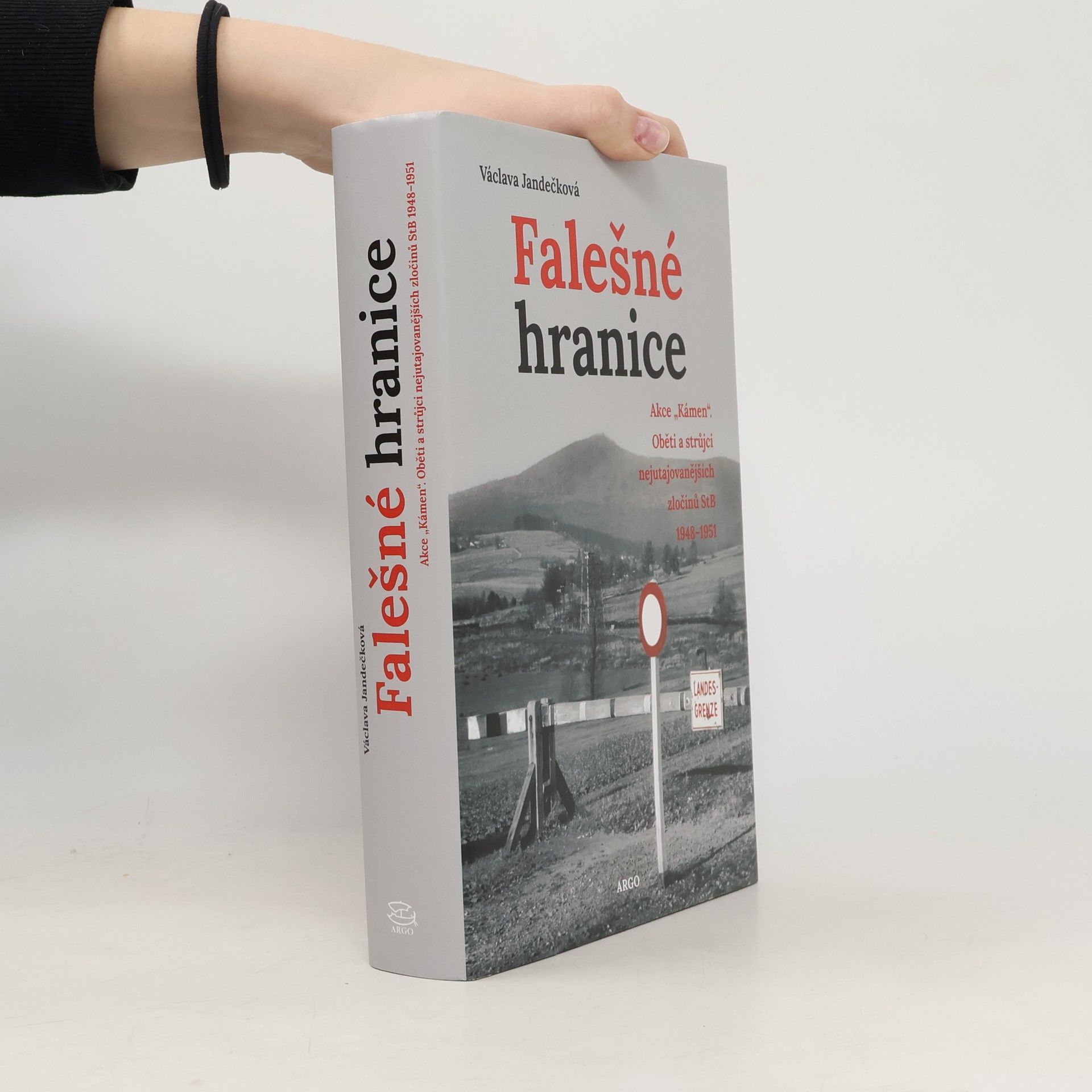 Václava Jandečková Falešné hranice