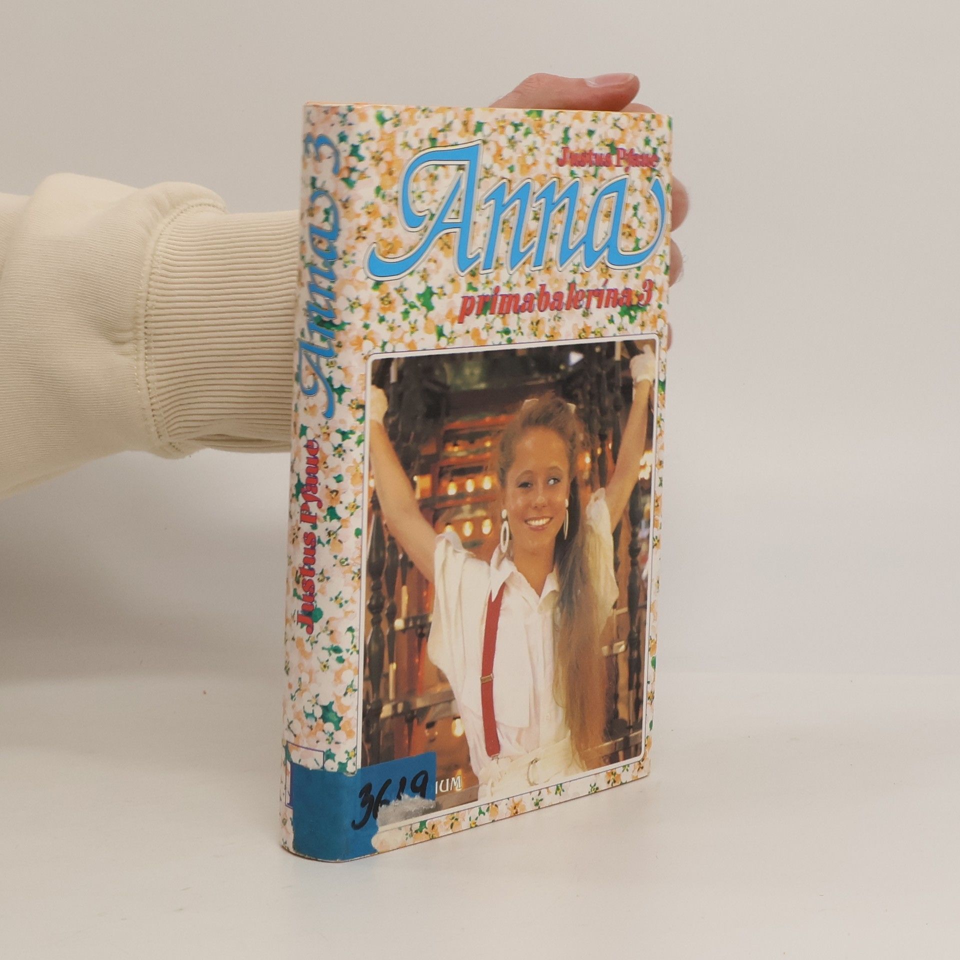 Justus Pfaue Anna: Primabalerína 3