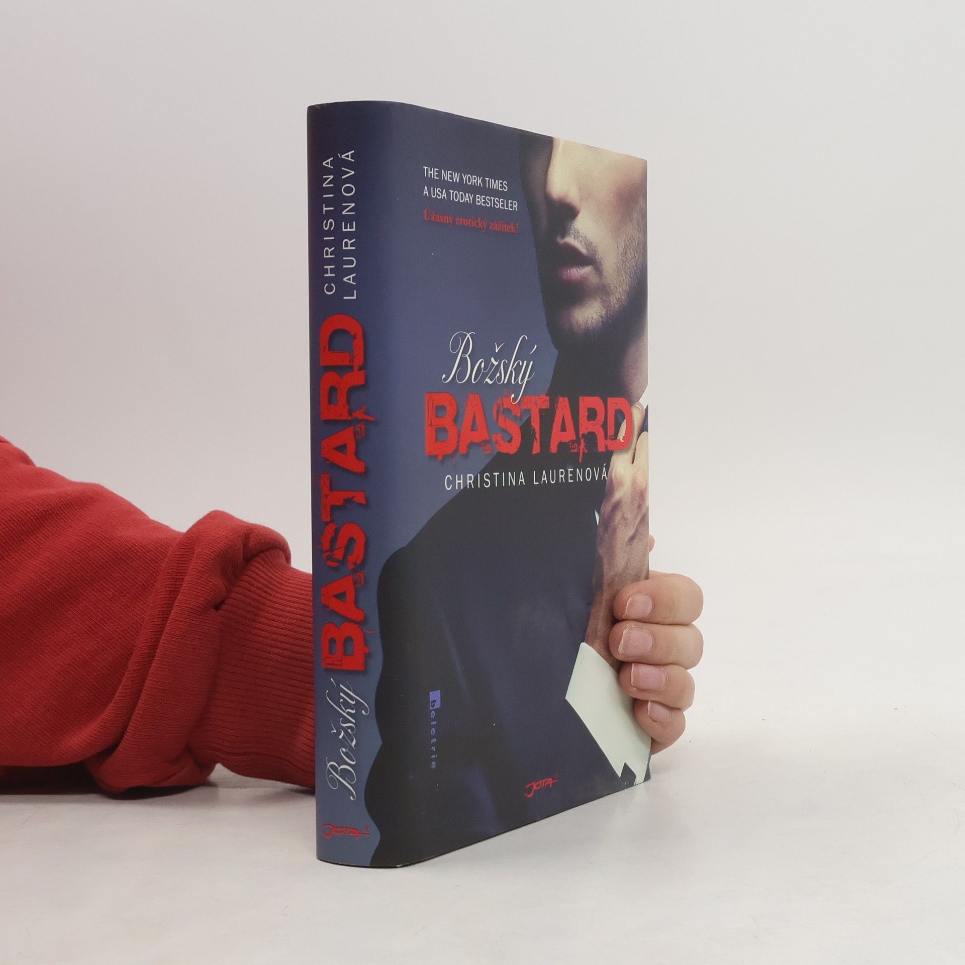 Christina Laurenová Božský bastard