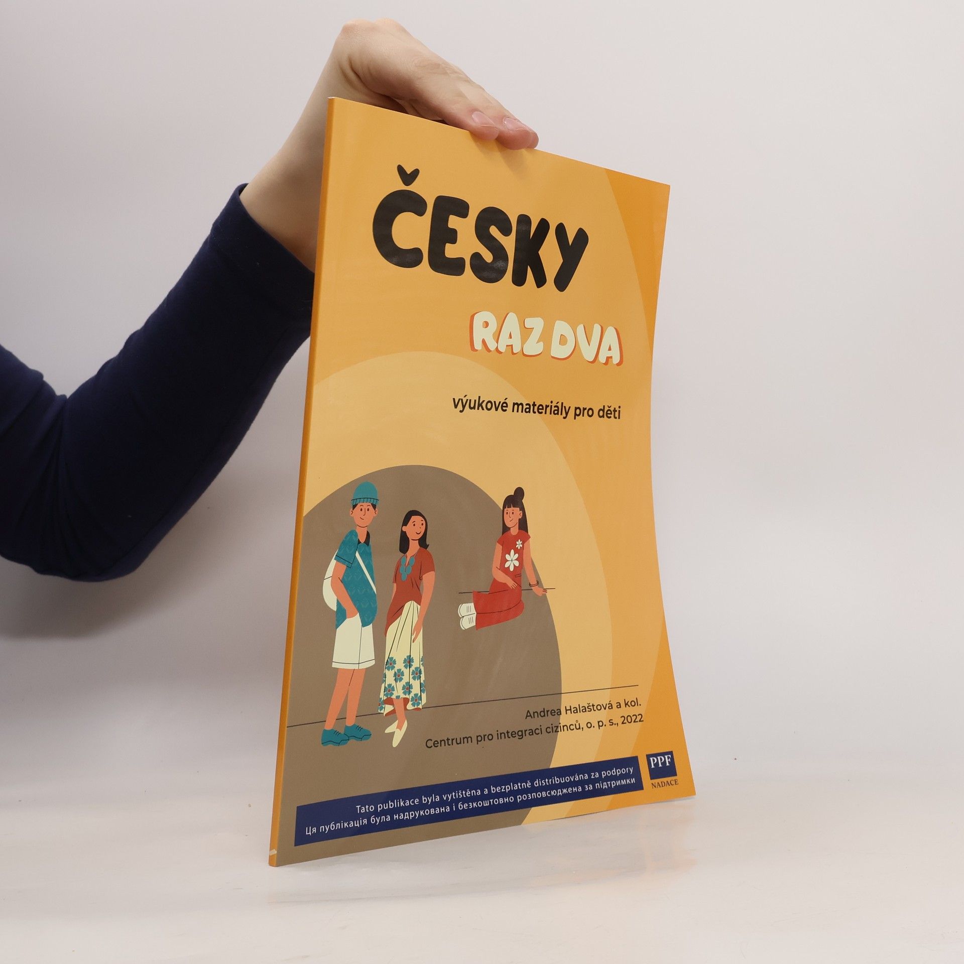 Česky raz dva. Výukové materiály pro děti