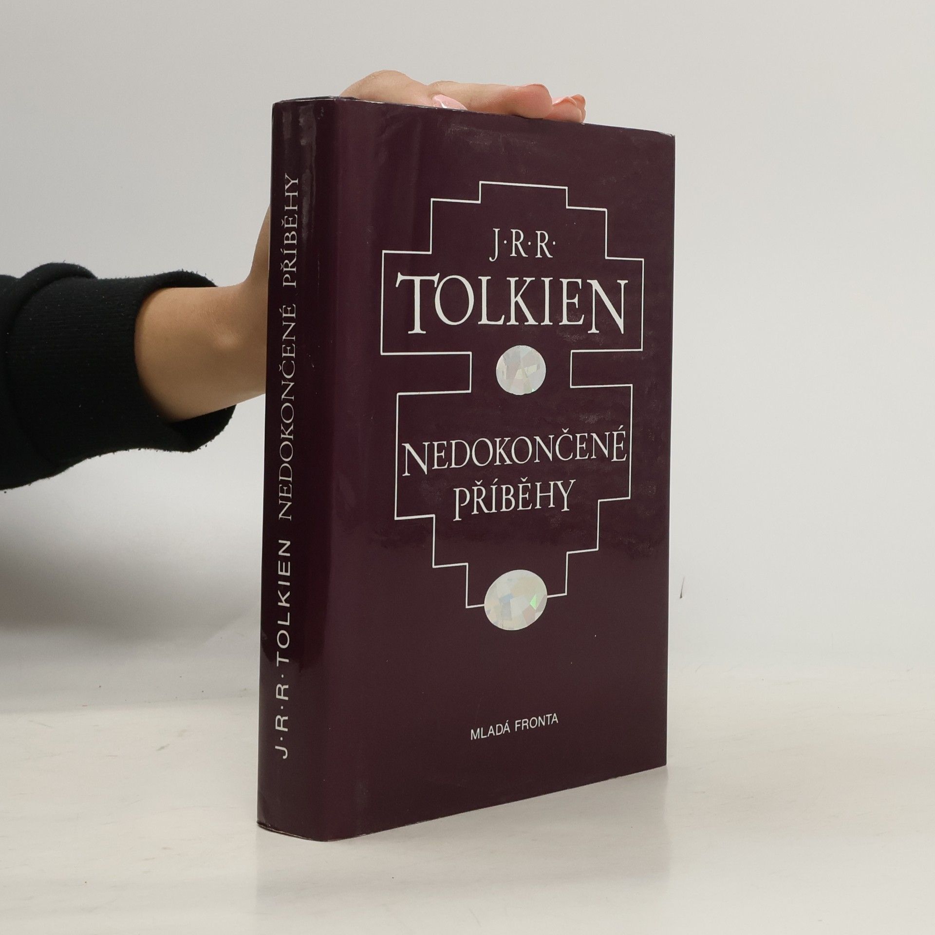 J. R. R. Tolkien Nedokončené příběhy Númenoru a Středozemě