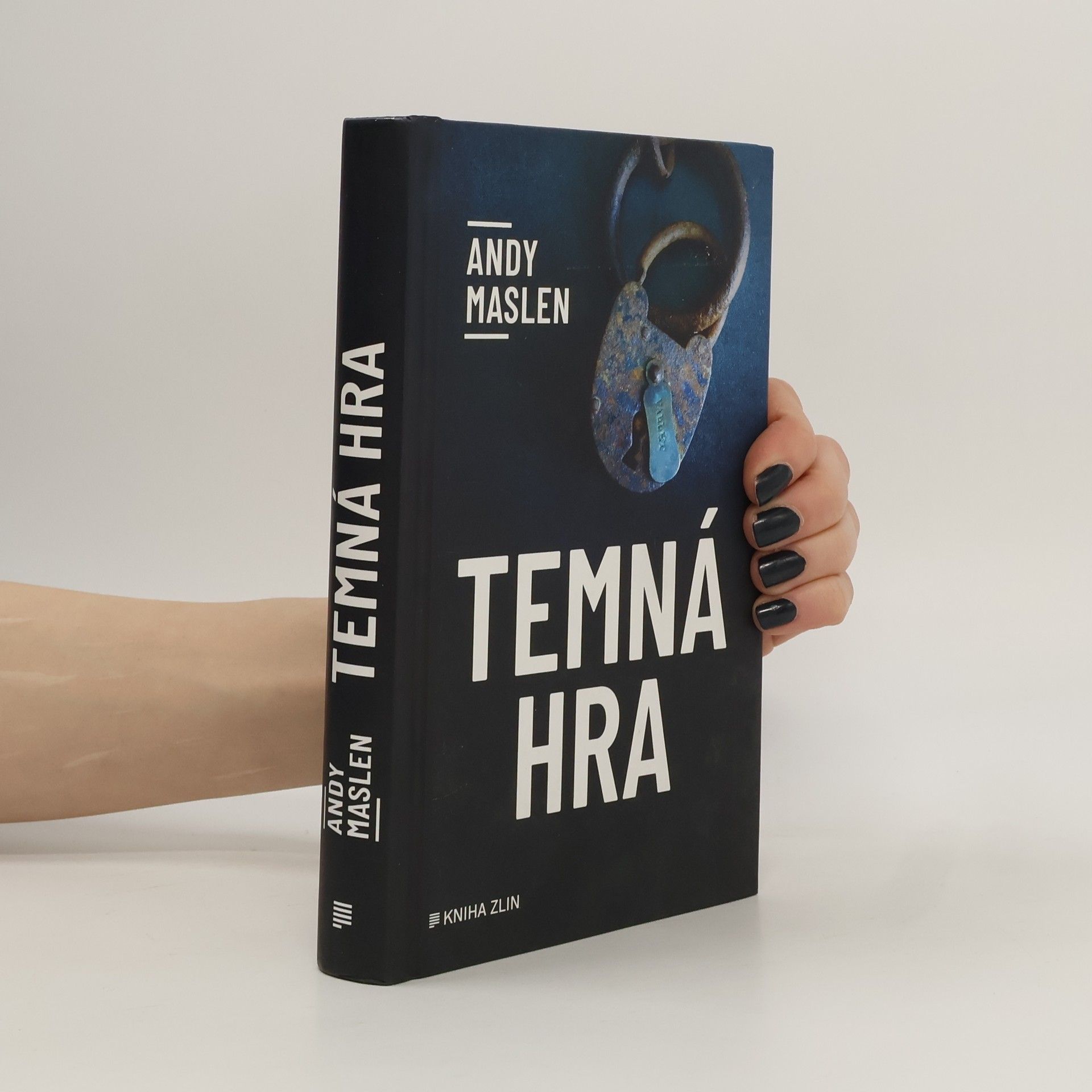 Adéla Špínová Temná hra