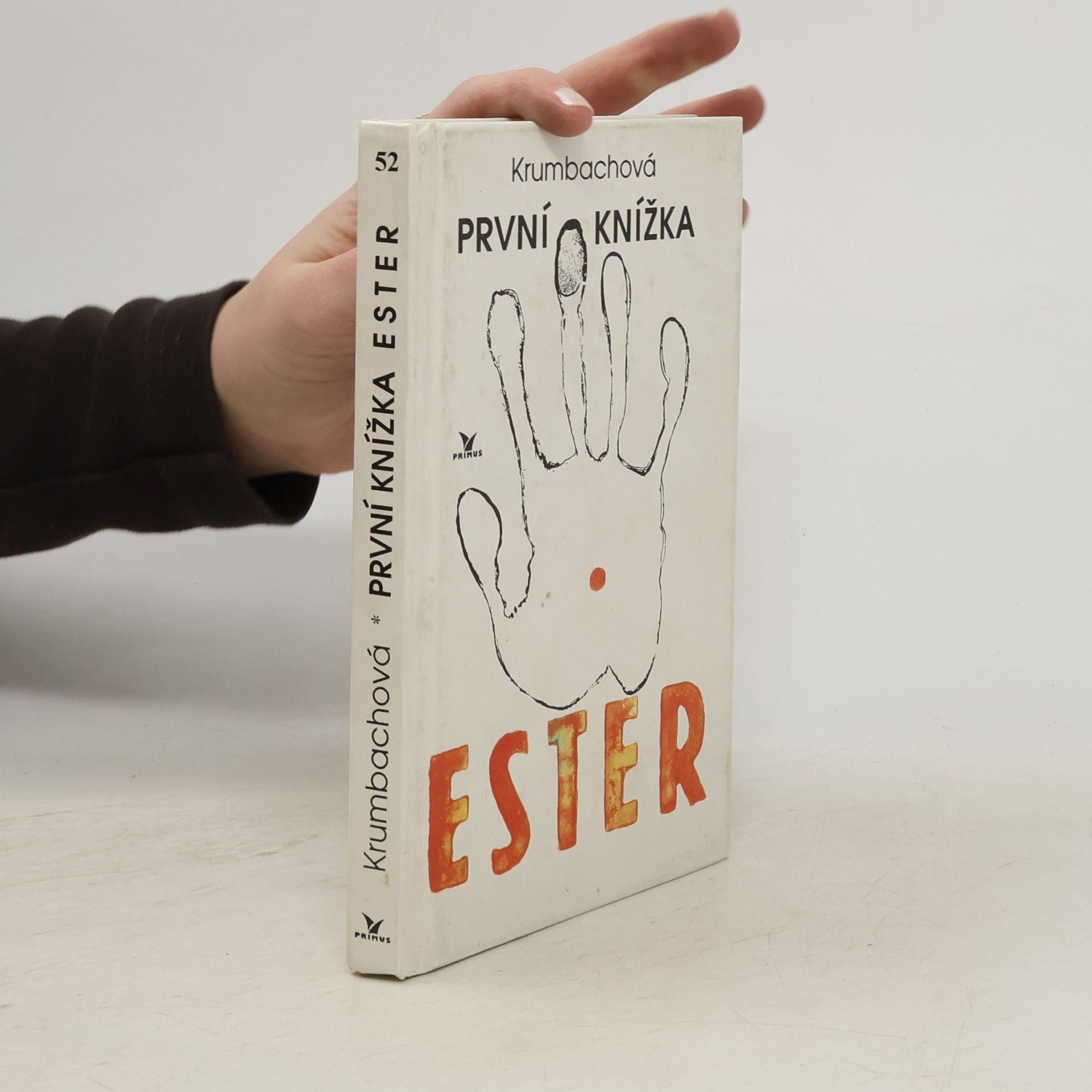 Ester Krumbachová První knížka Ester