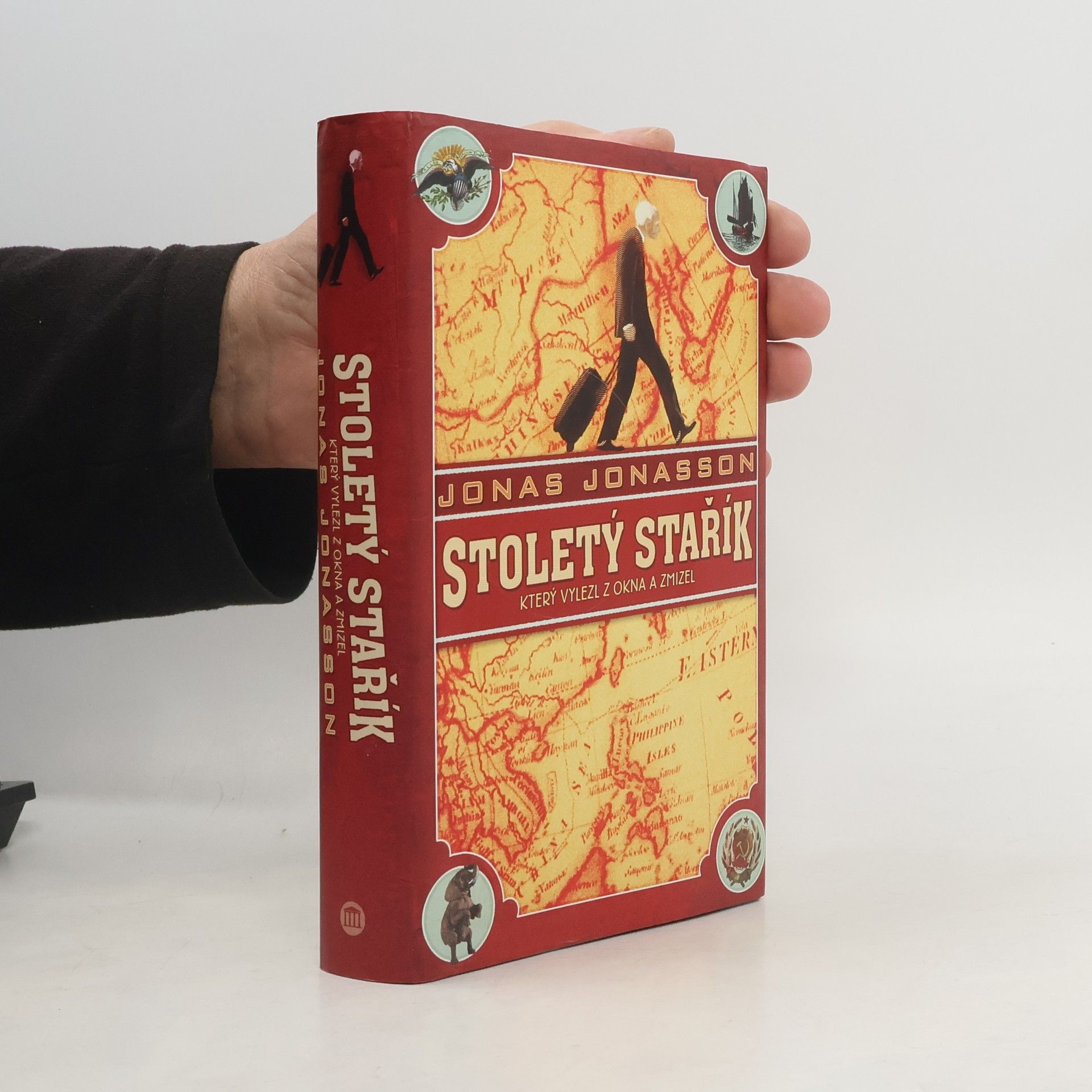 Jonas Jonasson Stoletý stařík, který vylezl z okna a zmizel