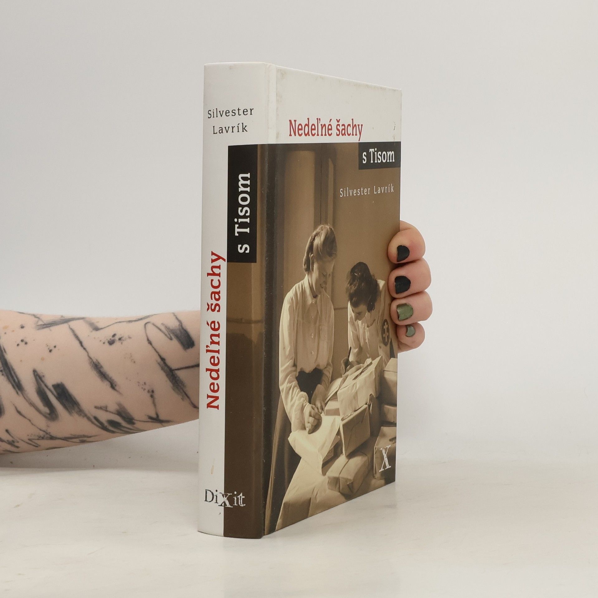 Silvester Lavrík Nedeľné šachy s Tisom