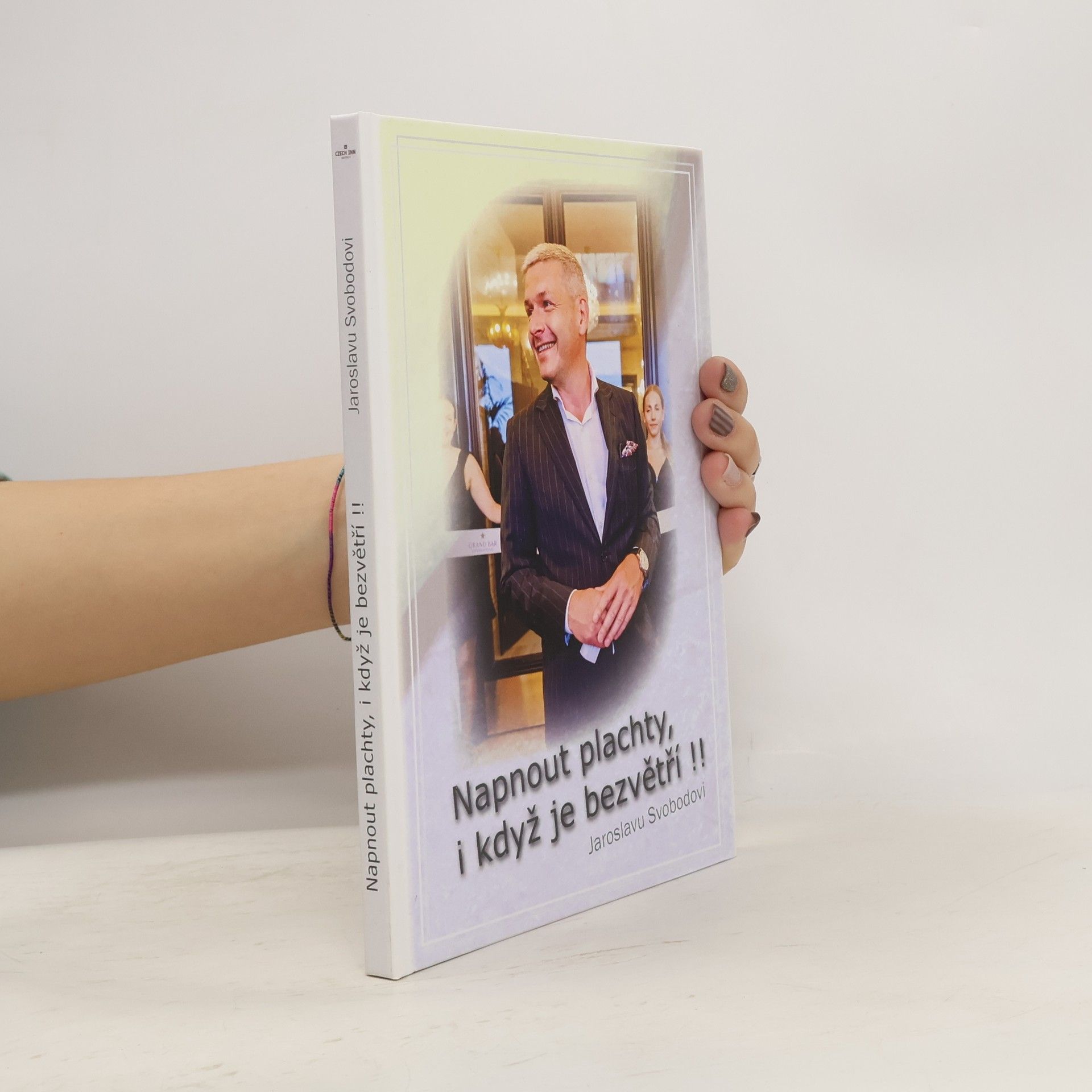 Napnout plachty, i když je bezvětří!!