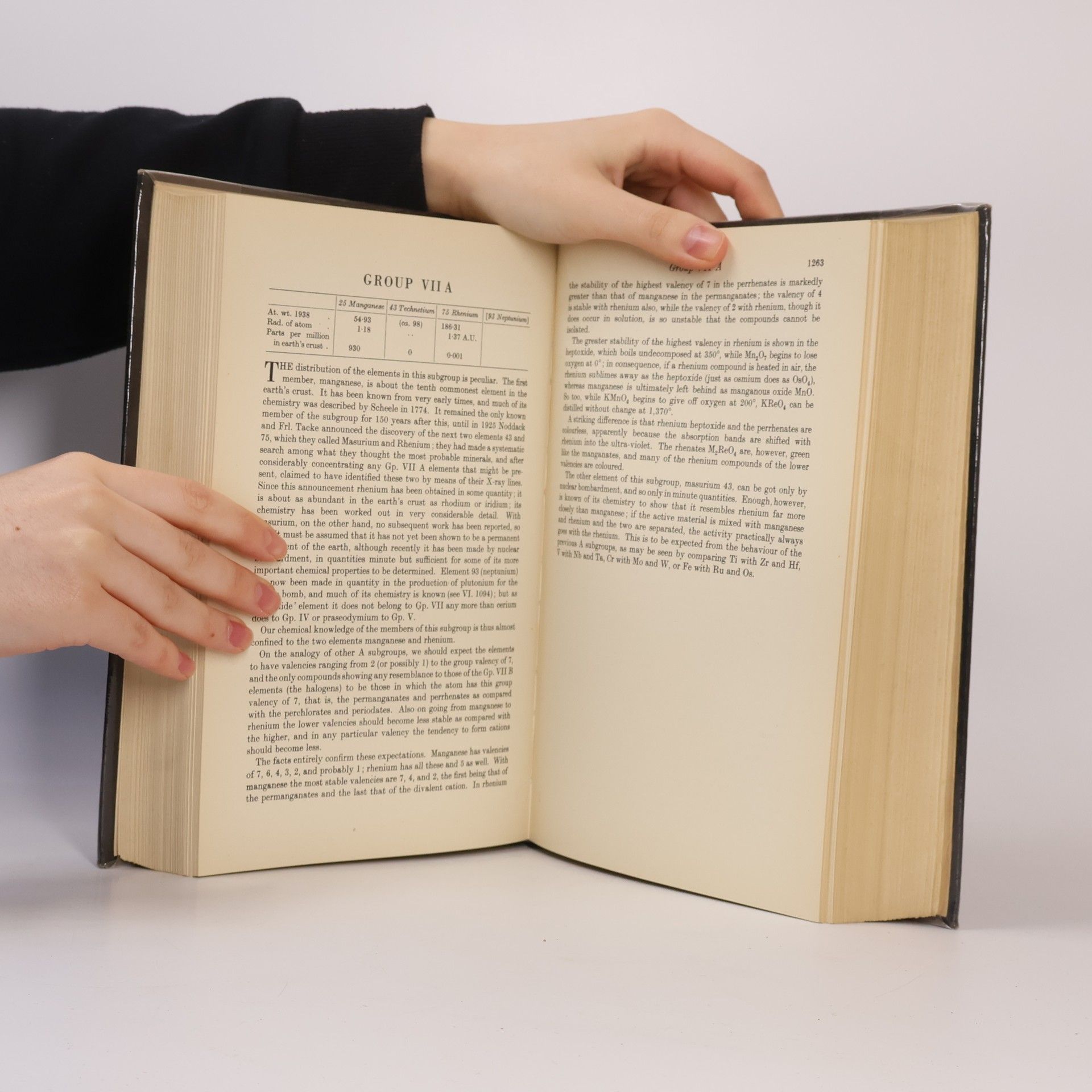 N. V. Sidgwick The Chemical Elements and their Compounds I.