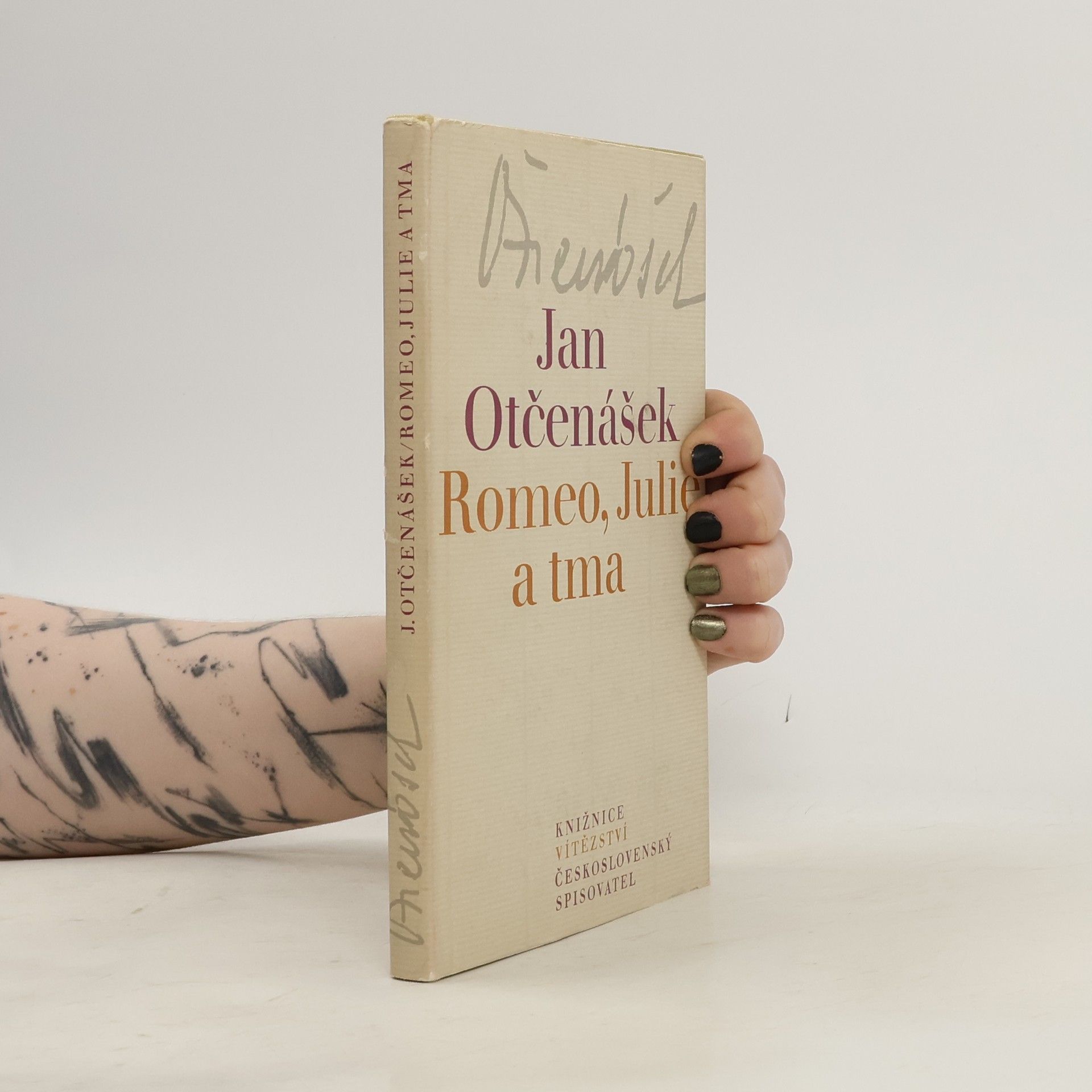 Jan Otčenášek Romeo, Julie a tma