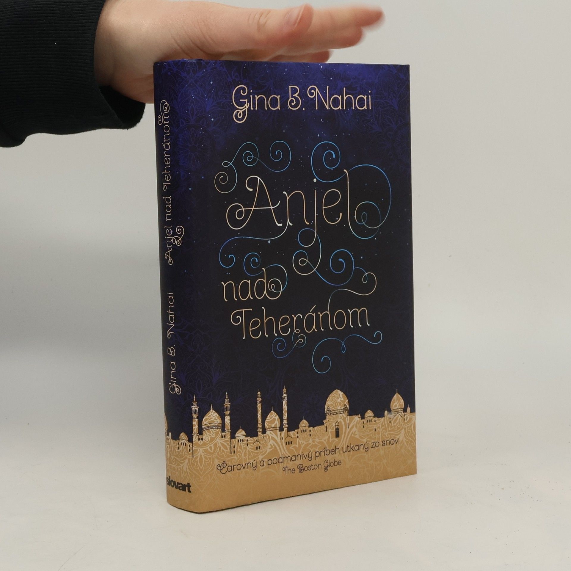 Gina Barkhordar Nahai Anjel nad Teheránom