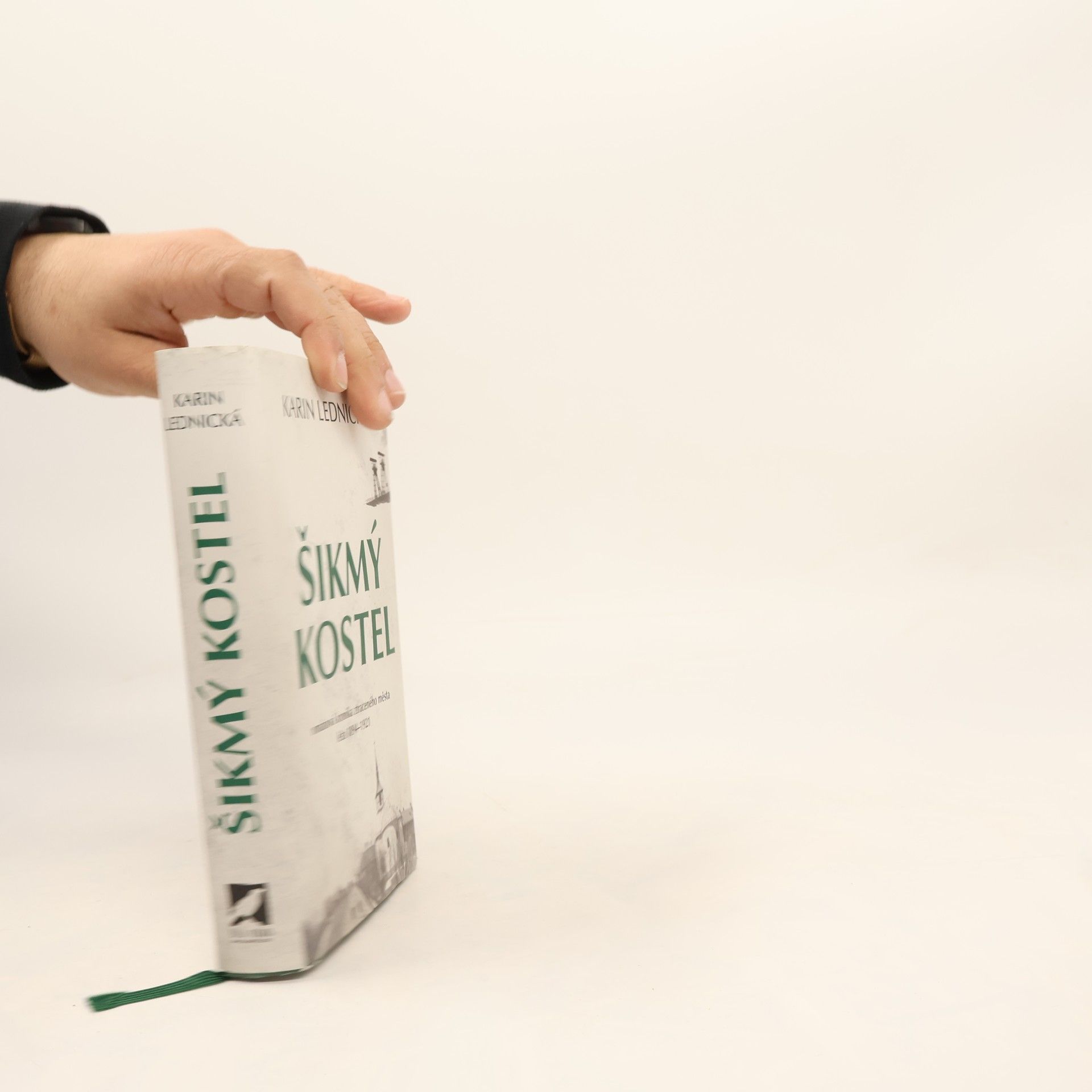 Karin Lednická Šikmý kostel