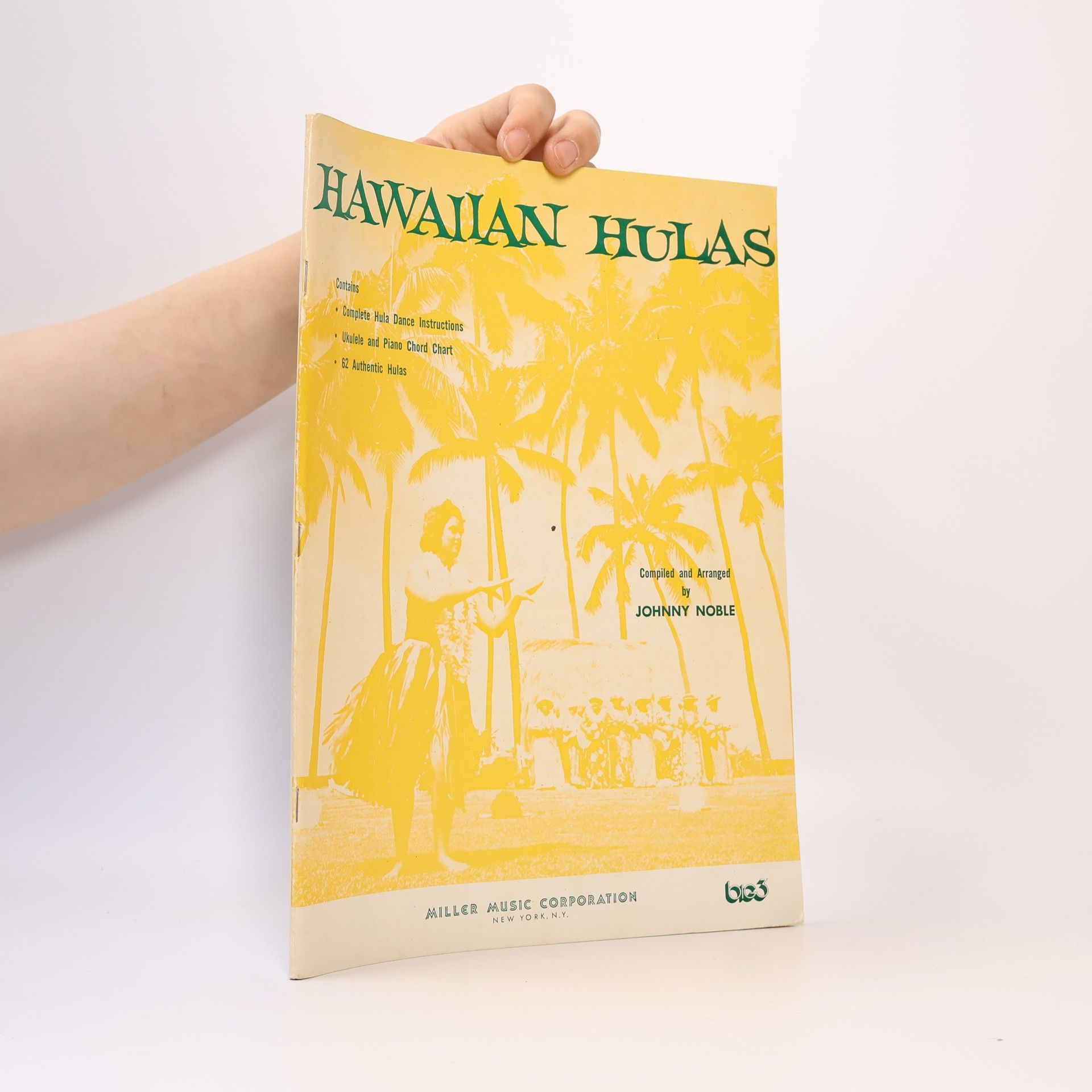 Johnny Noble Hawaiian Hulas