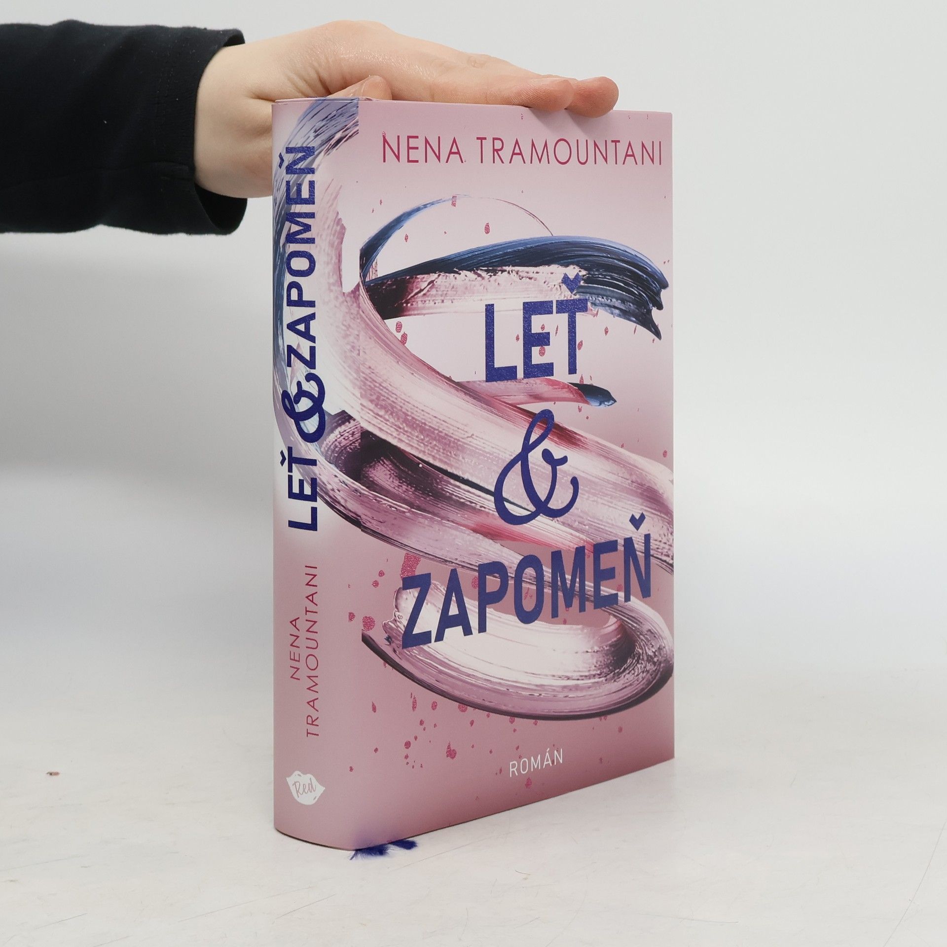 Nena Tramountani Leť & zapomeň