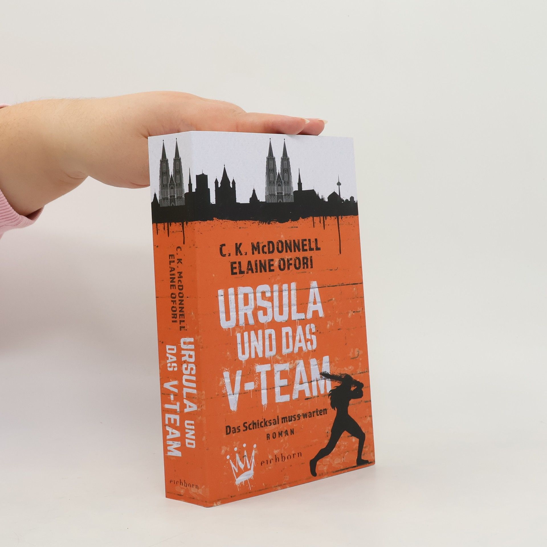 Elaine Ofori Ursula und das V-Team