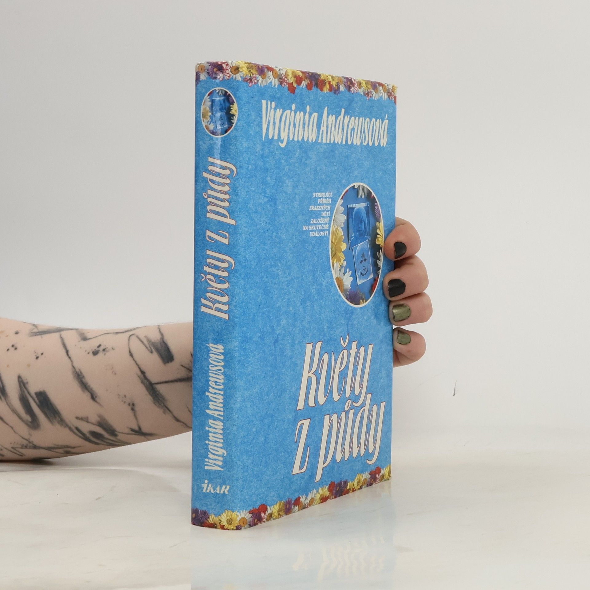 Virginia C. Andrewsová Květy z půdy