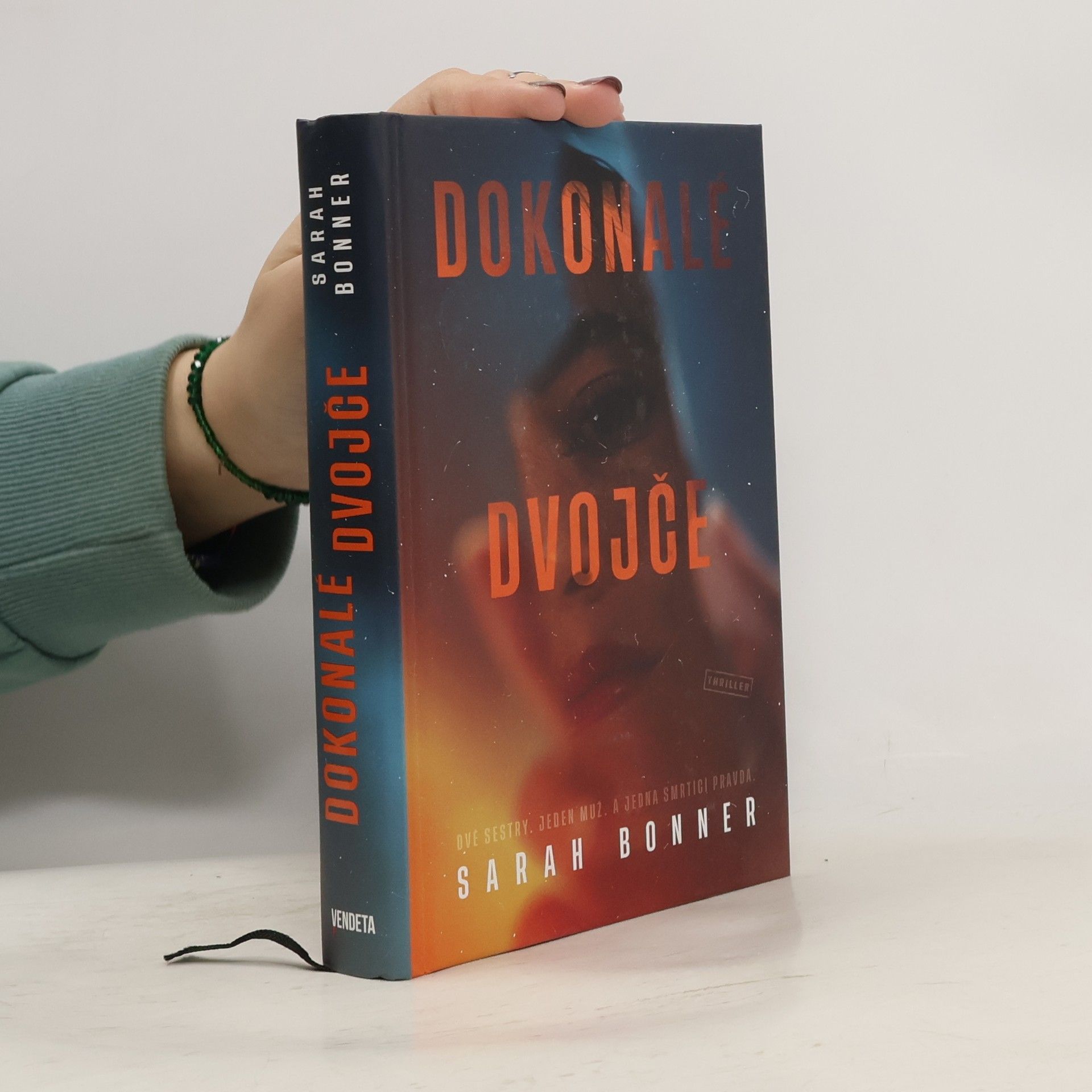Sarah Bonner Dokonalé dvojče