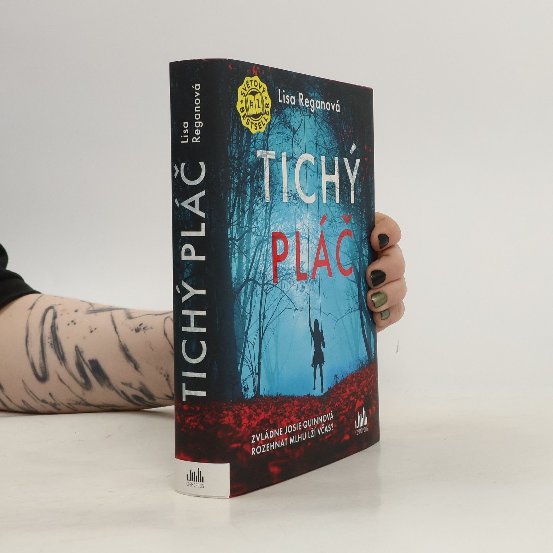 Lisa Regan Tichý pláč