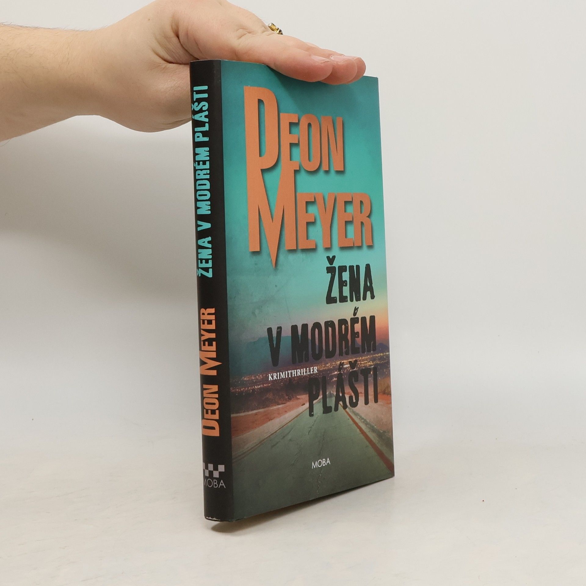 Deon Meyer Žena v modrém plášti