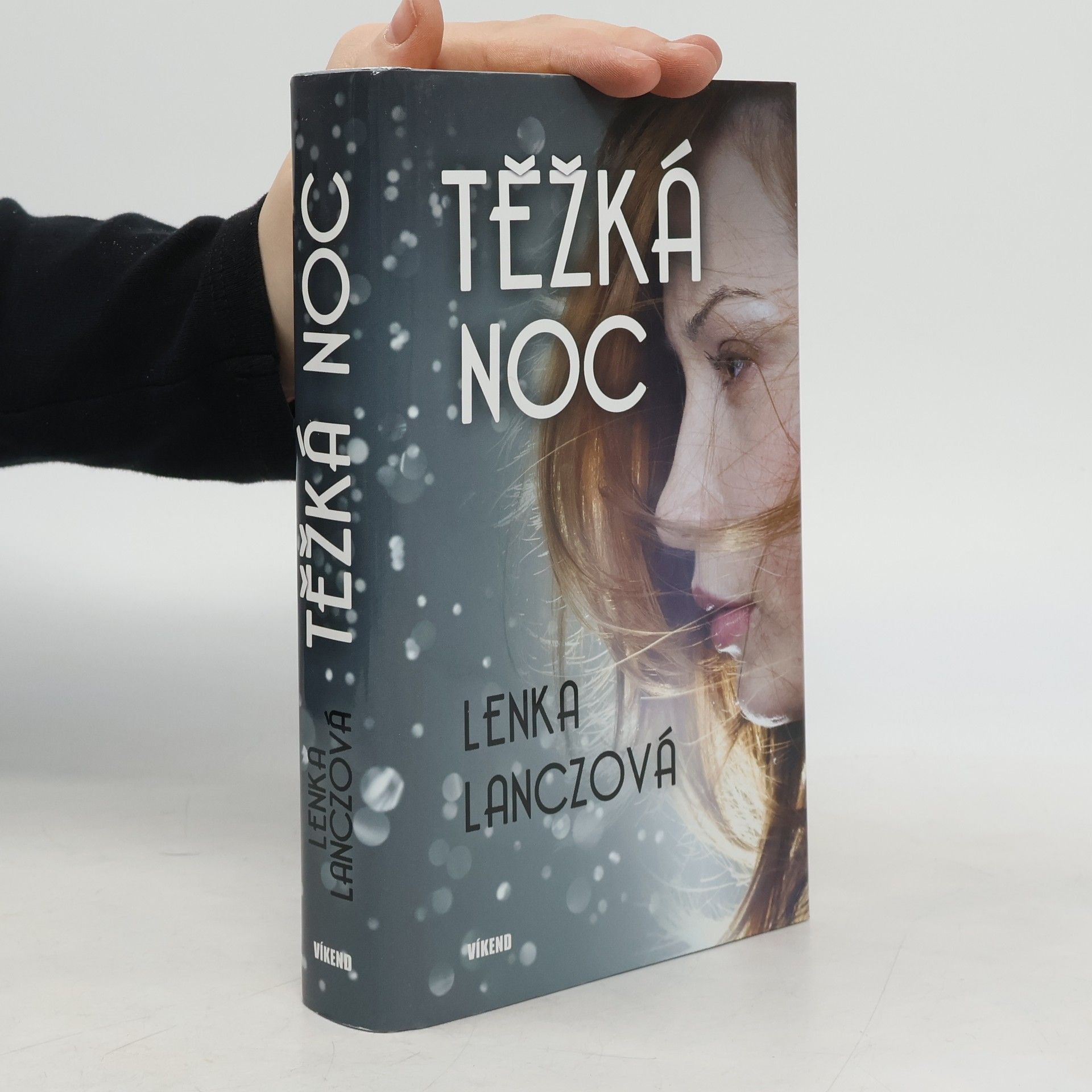 Lenka Lanczová Těžká noc