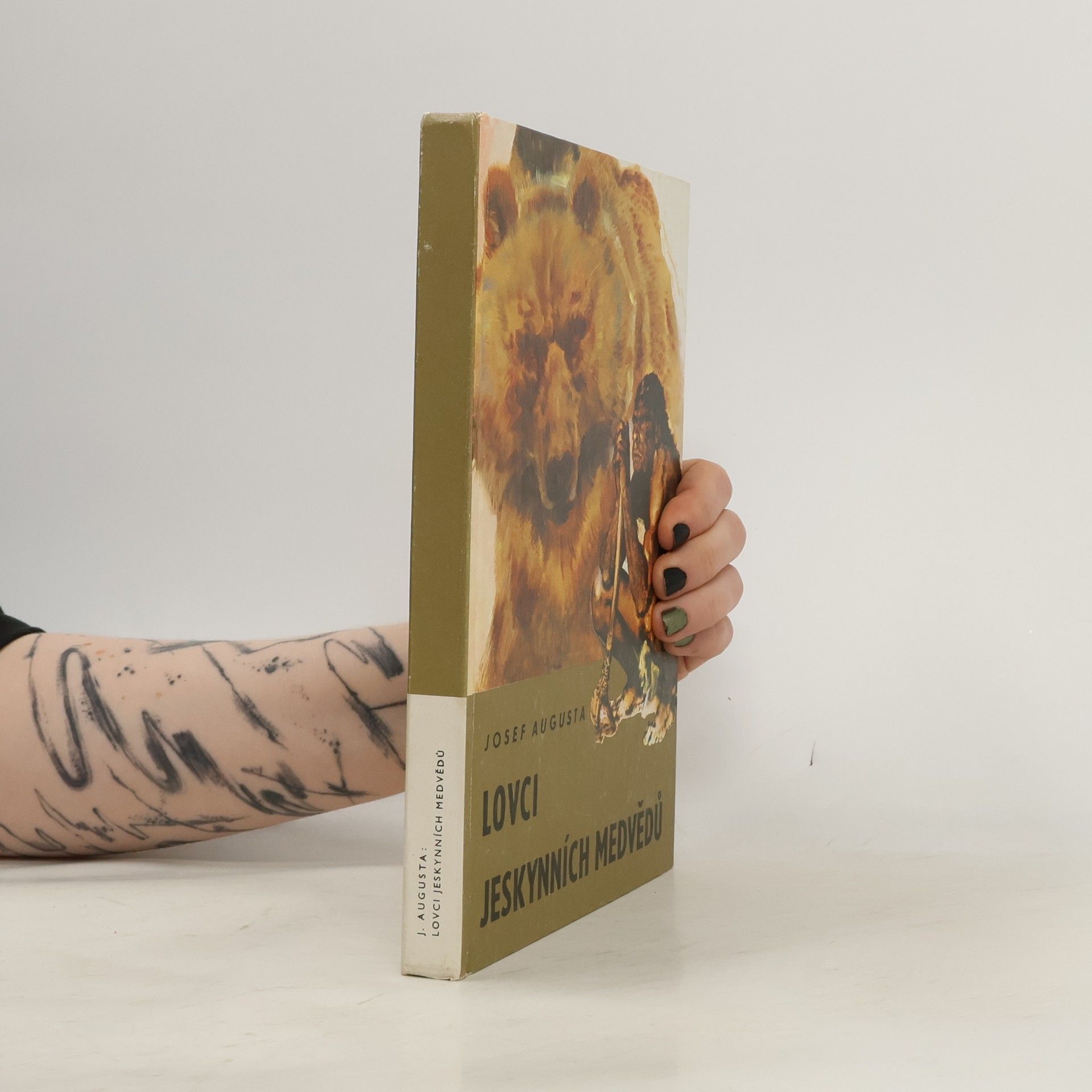 Zdeněk Burian Lovci jeskynních medvědů