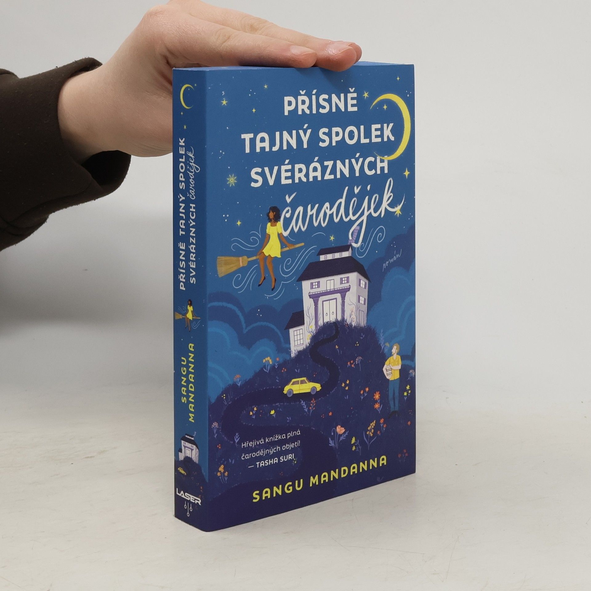 Sangu Mandanna Přísně tajný spolek svérázných čarodějek