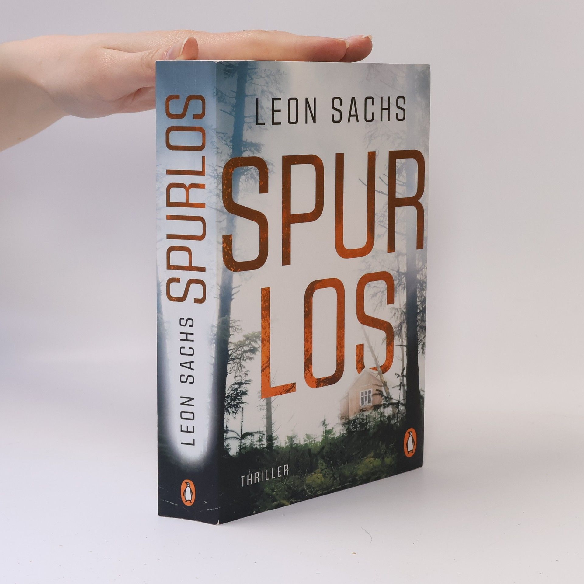 Leon Sachs SPURLOS. Thriller