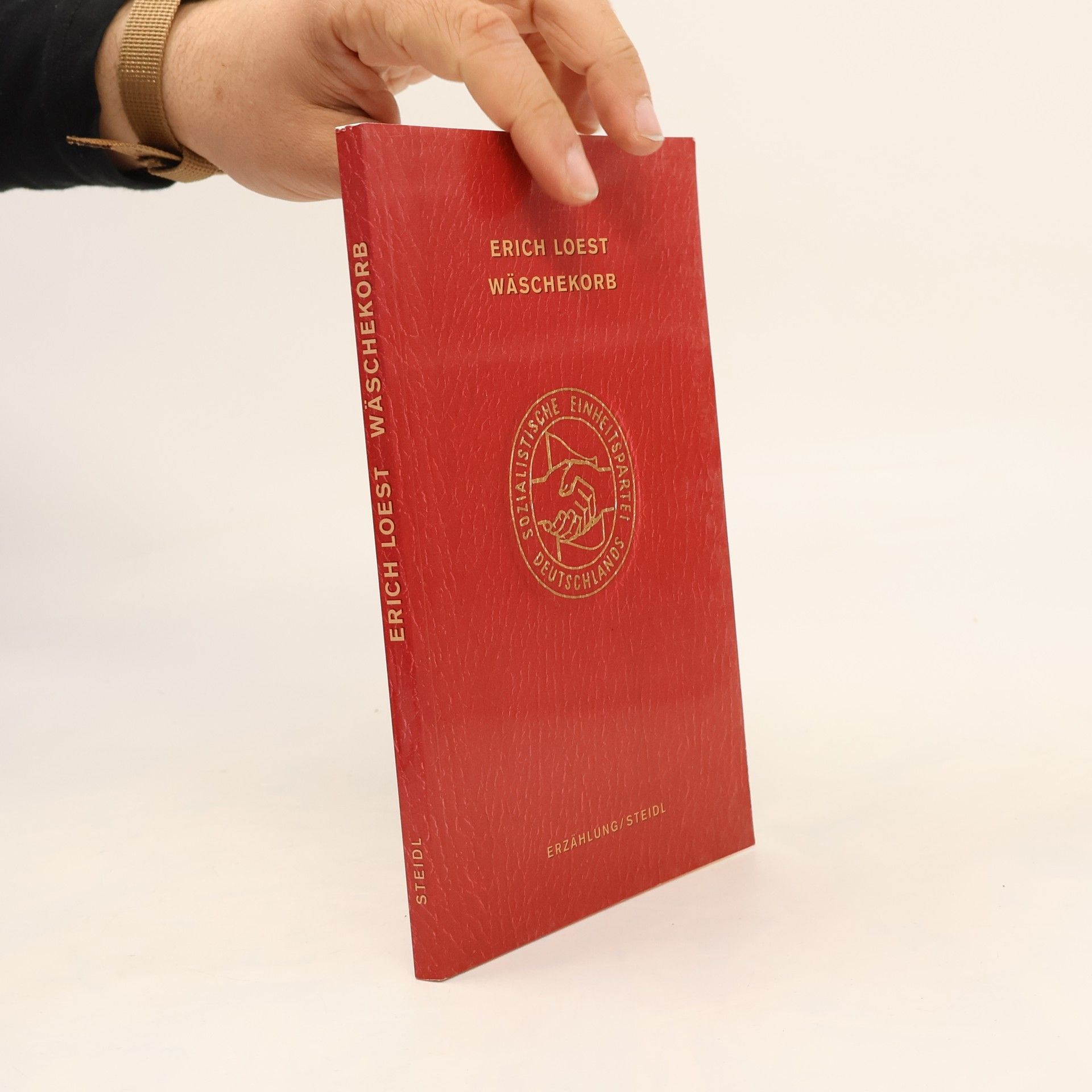 Erich Loest Wäschekorb