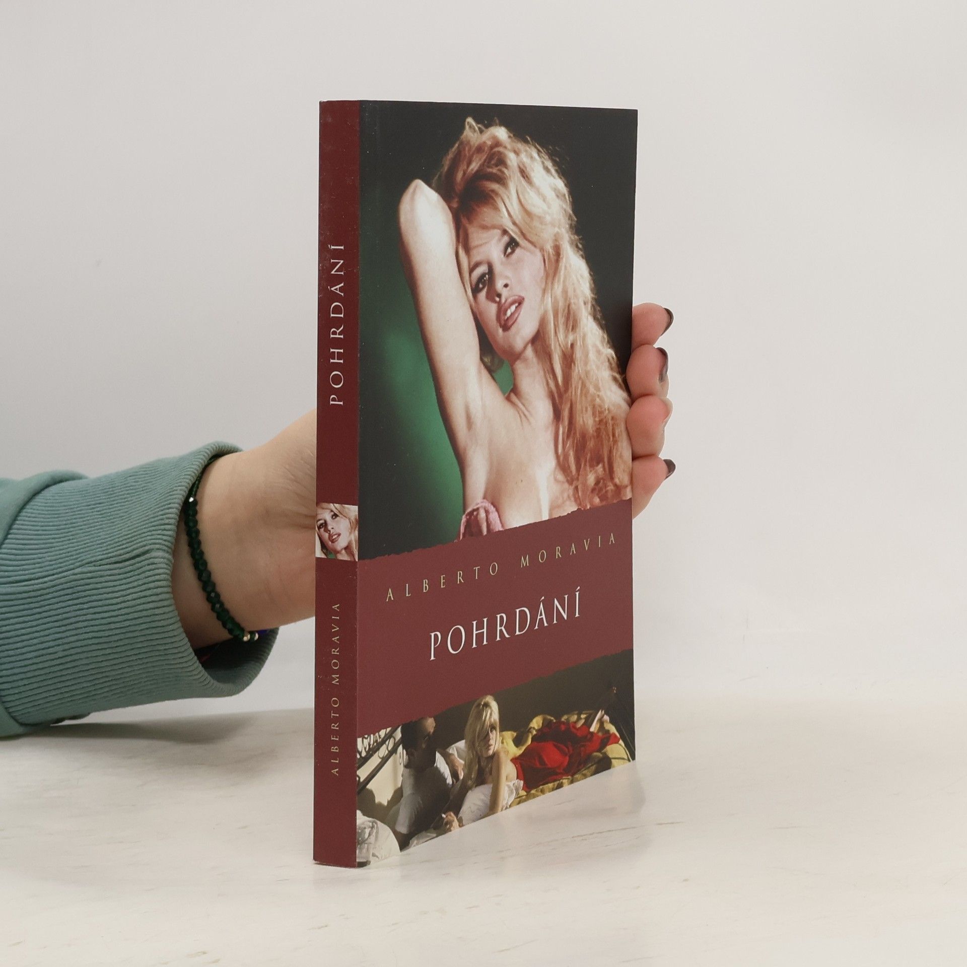 Alberto Moravia Pohrdání