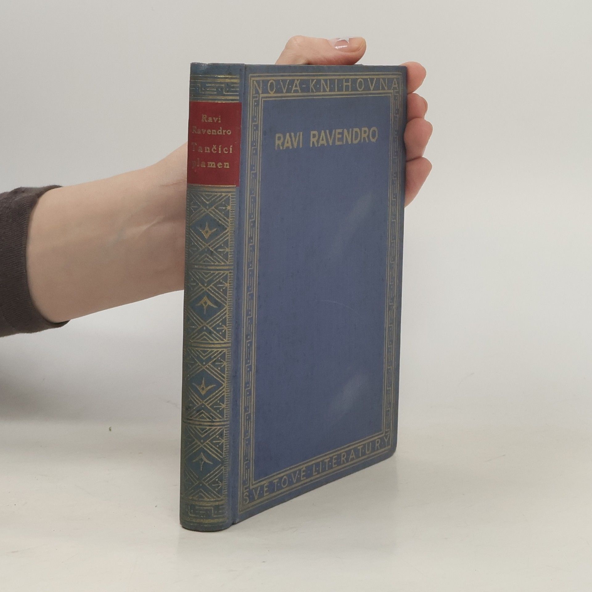 Tančící plamen : ("Dok Mali")