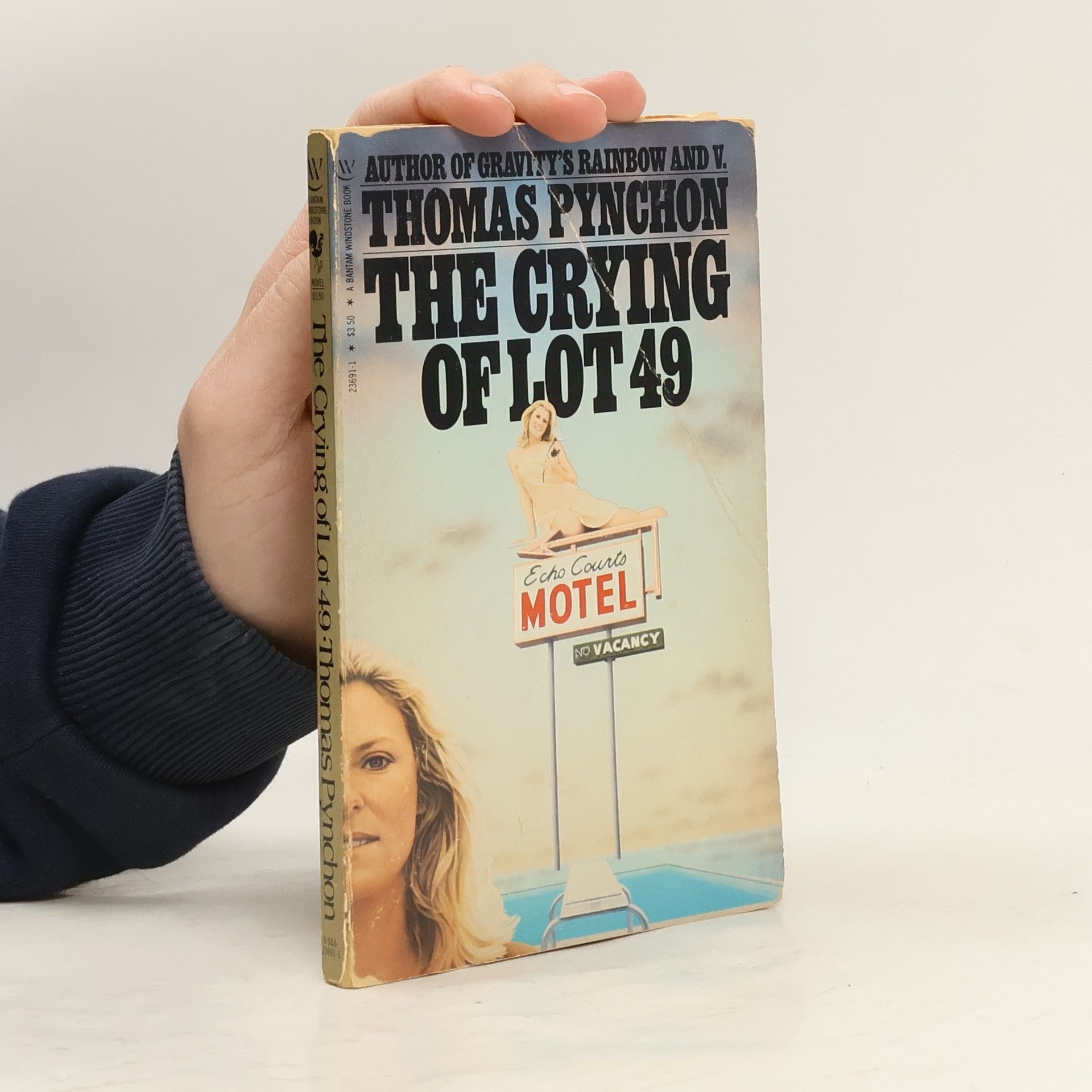 Thomas Pynchon The Crying of Lot 49