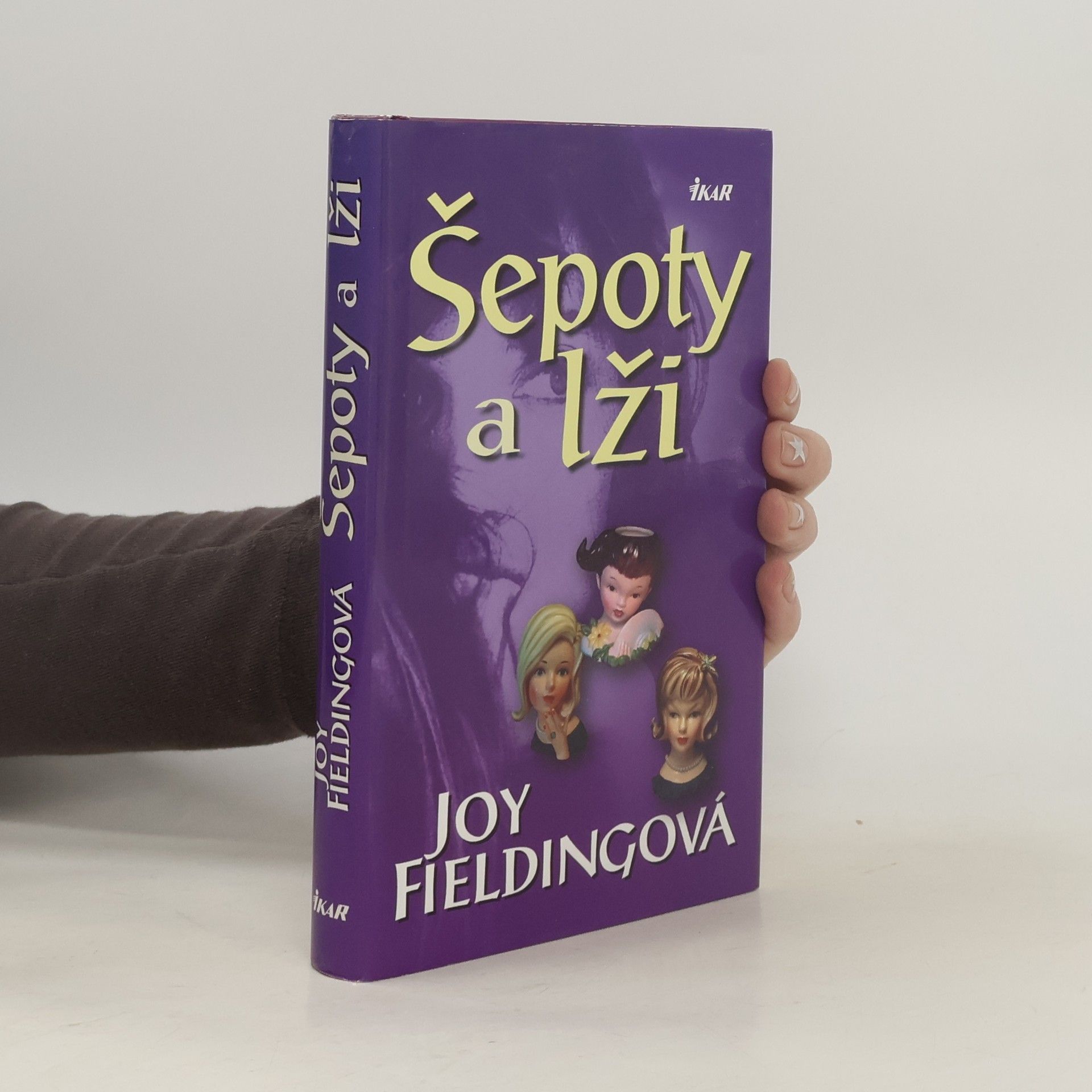 Joy Fielding Šepoty a lži