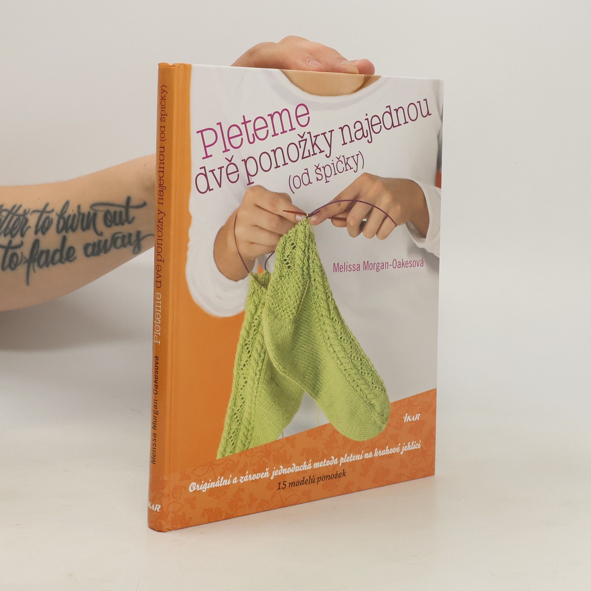 Melissa Morgan Oakes Pleteme dvě ponožky najednou