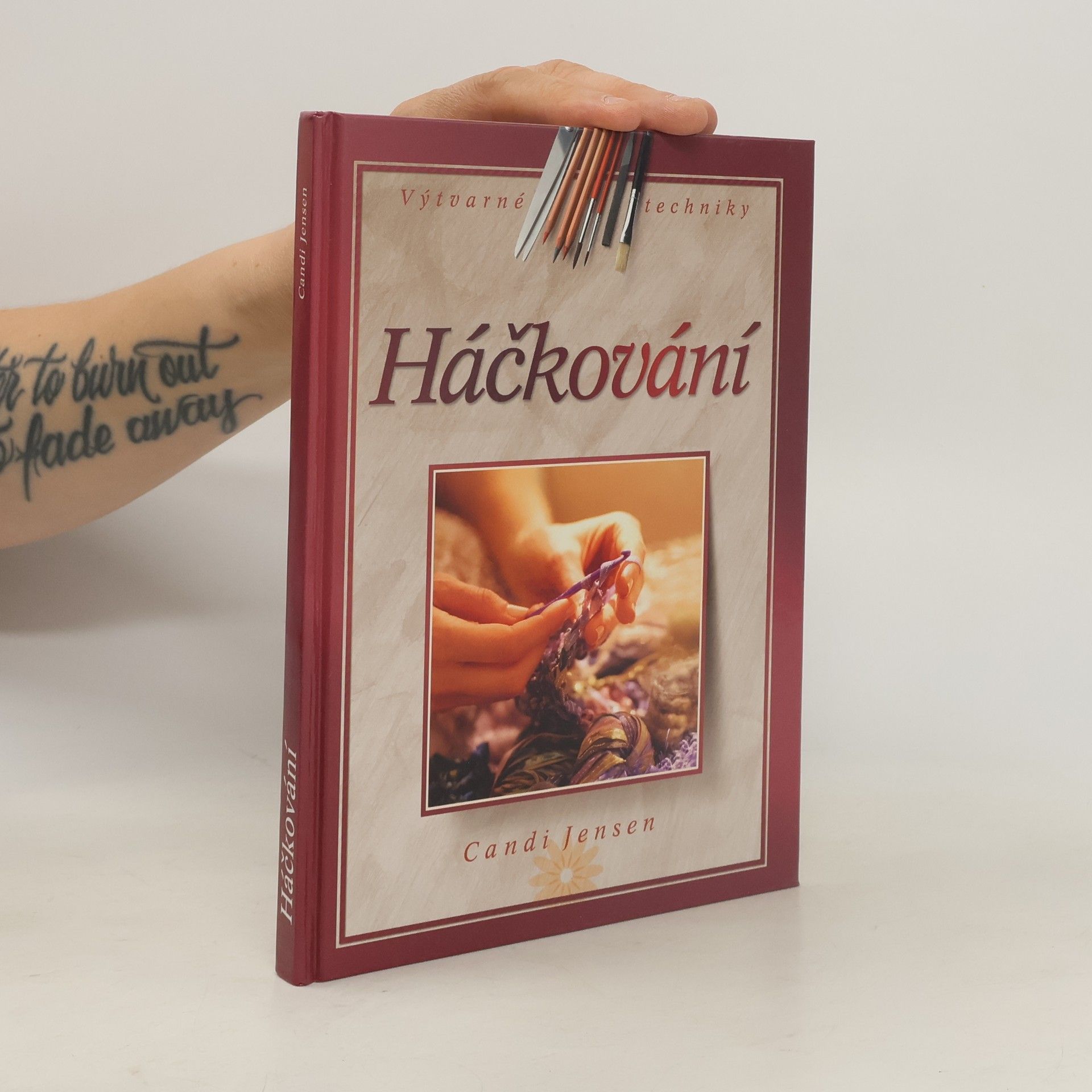 Jensen Candi Háčkování