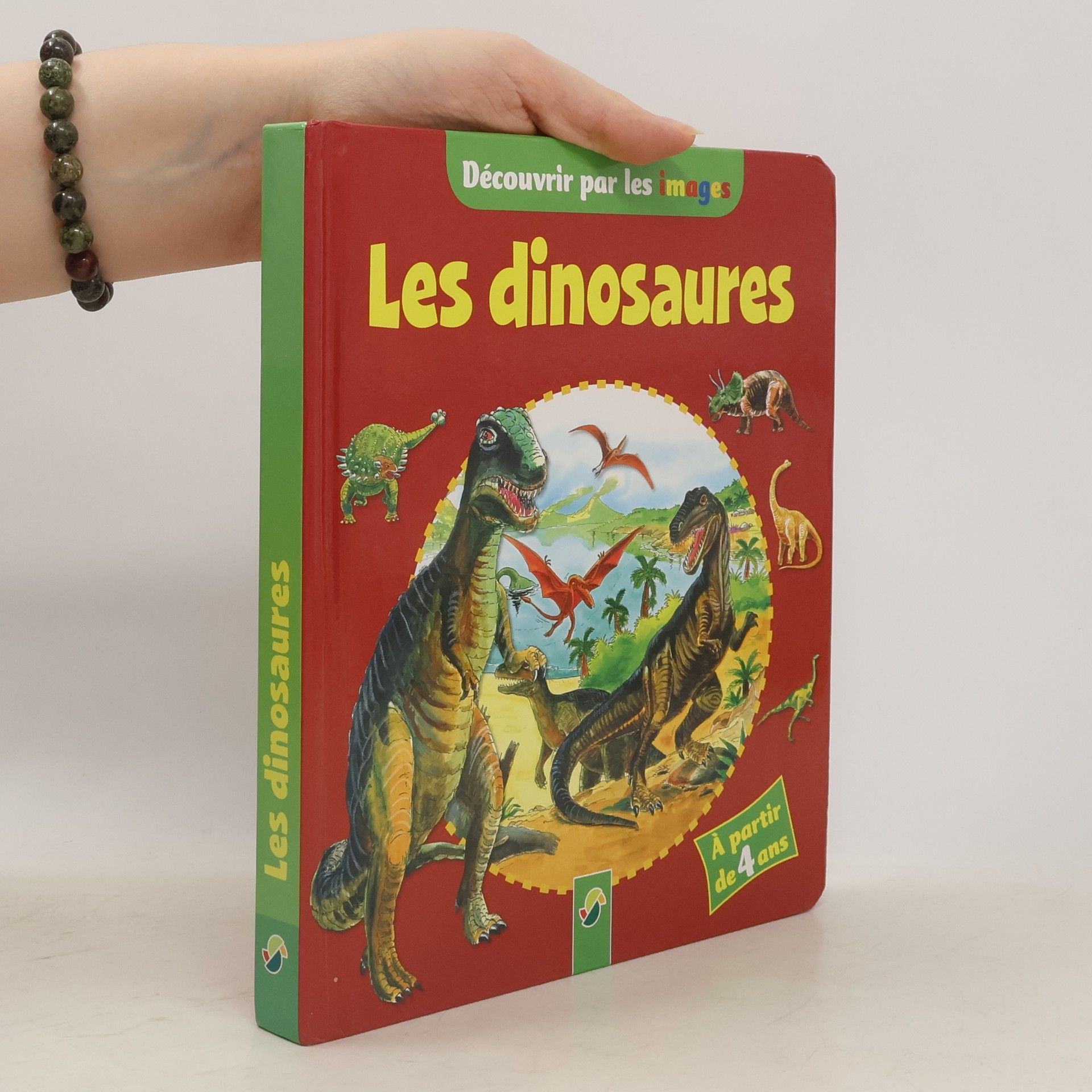 kolektiv Les dinosaures