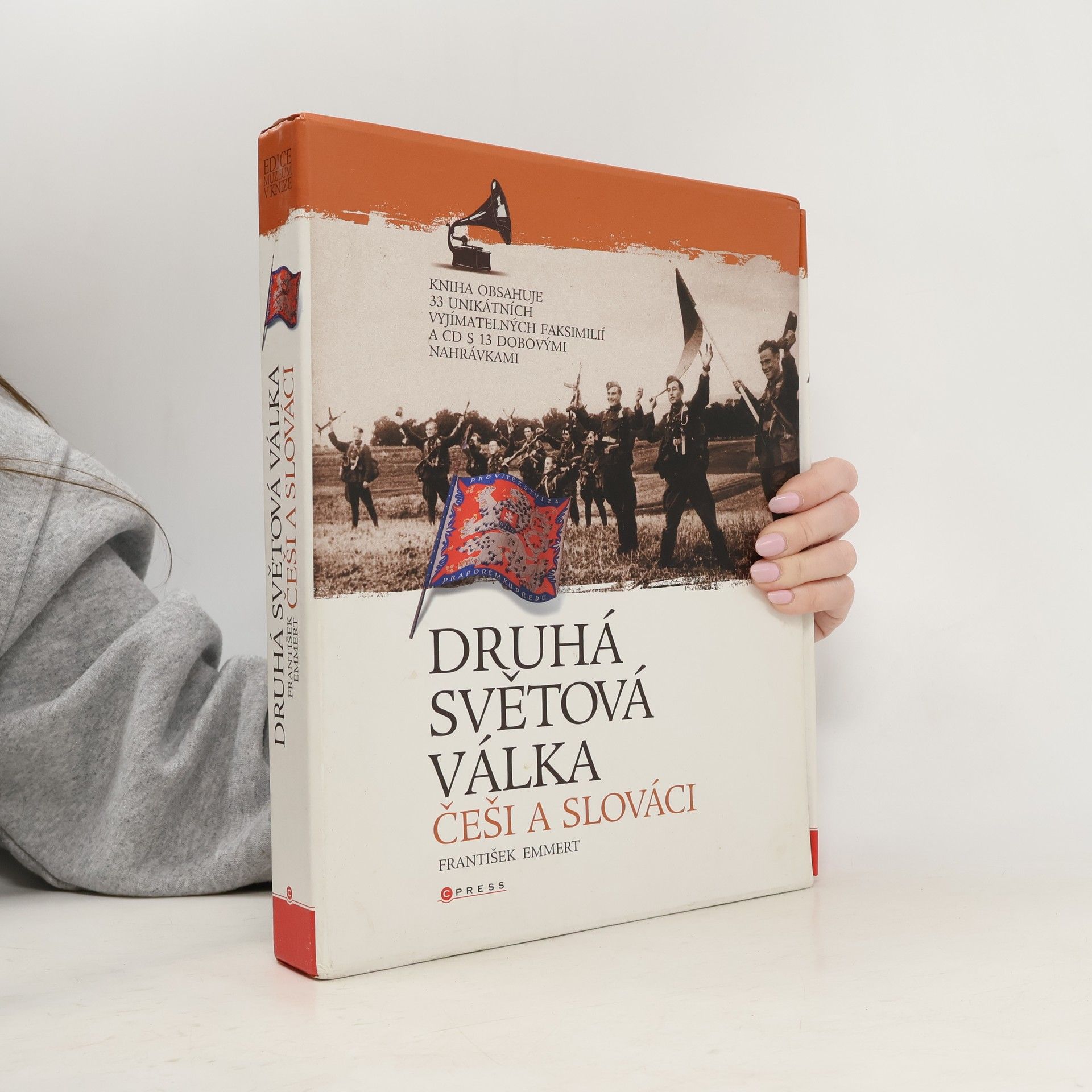 František Emmert Druhá světová válka: Češi a Slováci