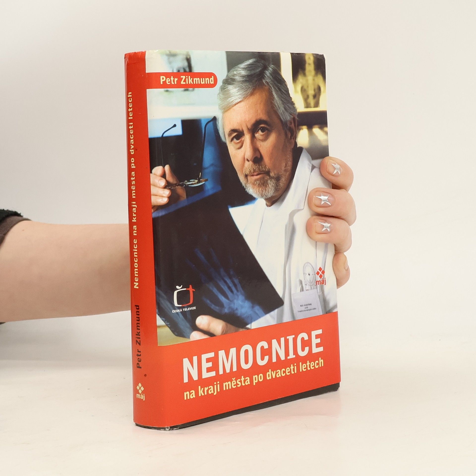 Petr Zikmund Nemocnice na kraji města po dvaceti letech: Televizní román podle stejnojmenného seriálu