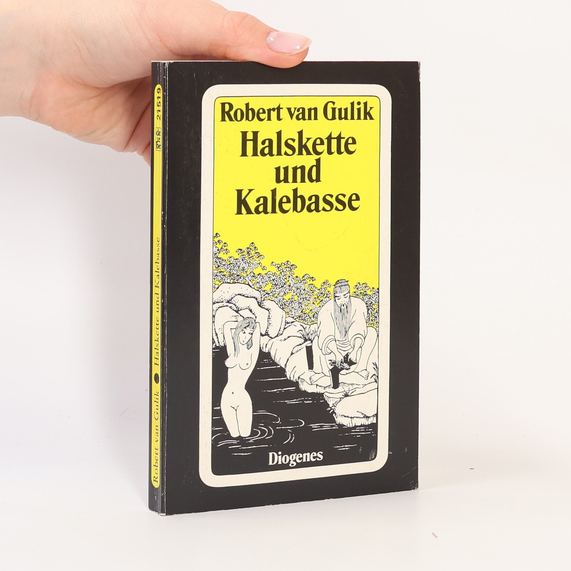 Halskette und Kalebasse